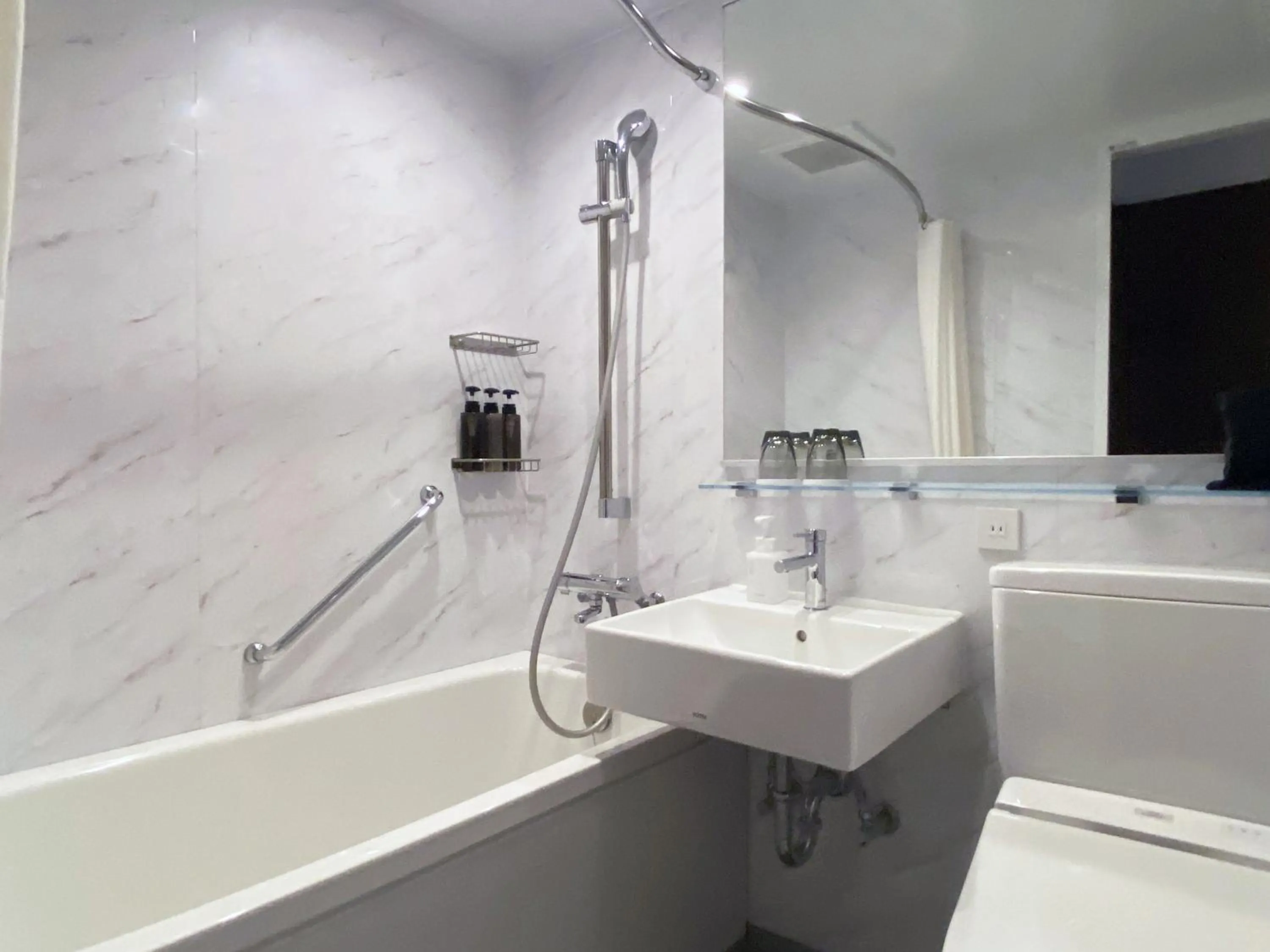 Bathroom in The Knot Hiroshima