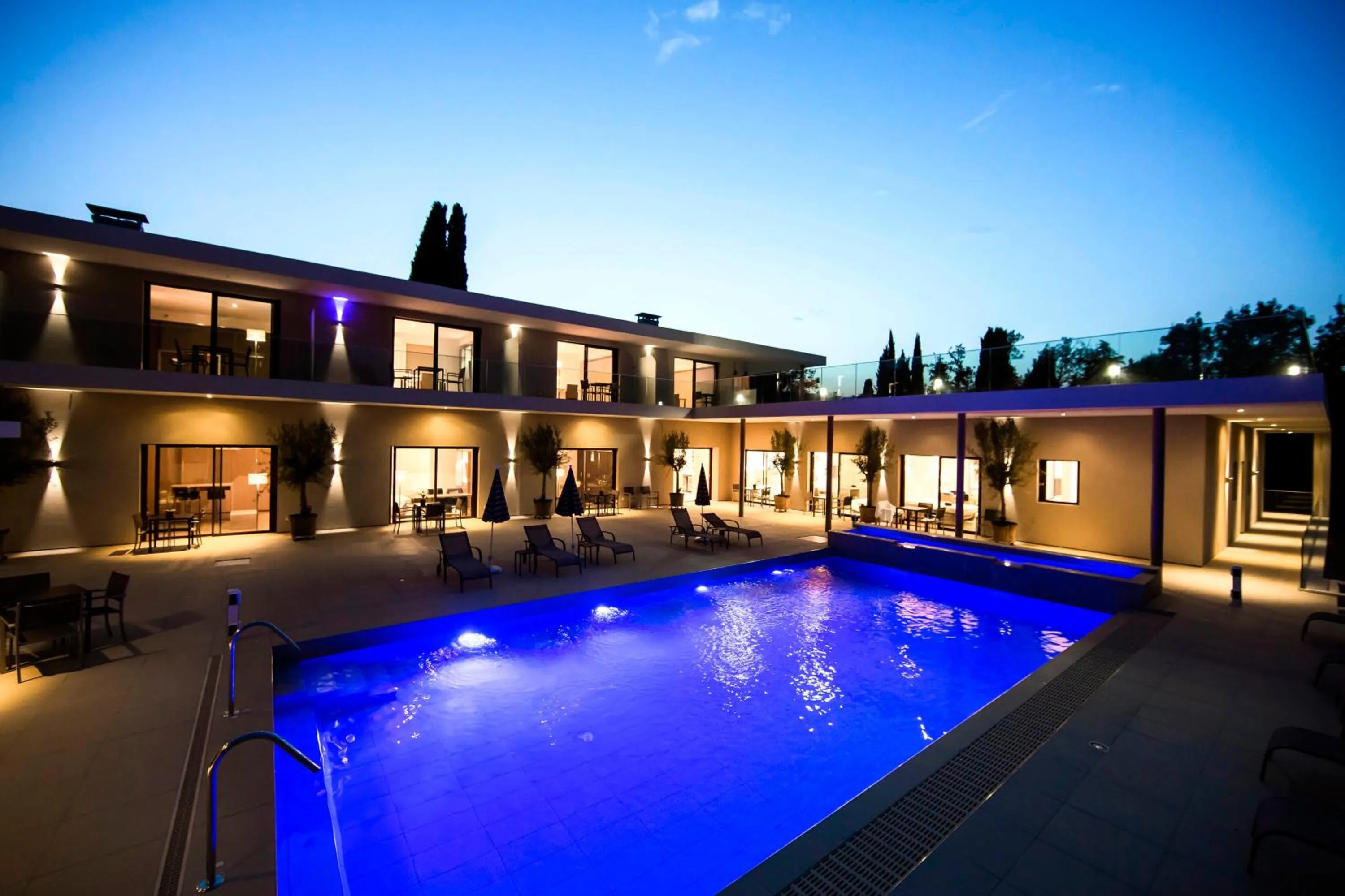 Pool view in Seventeen Hotel