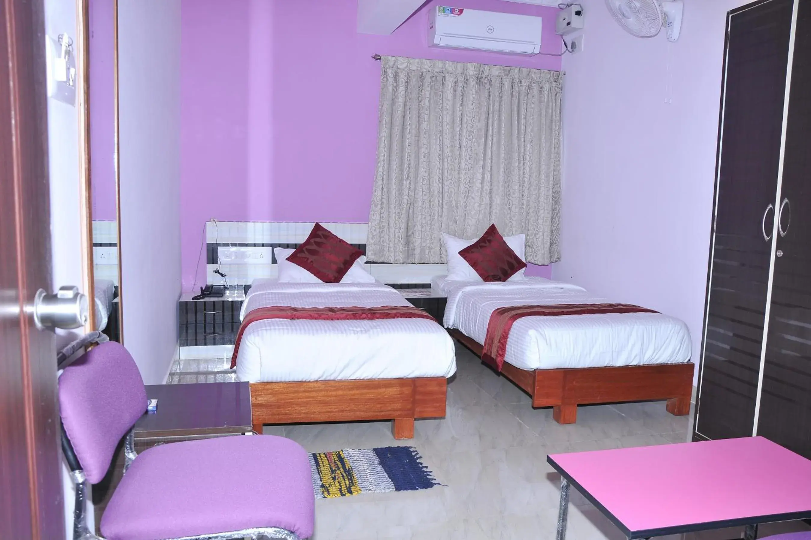 Bed in Brahma Inn Bed in Brahma Inn