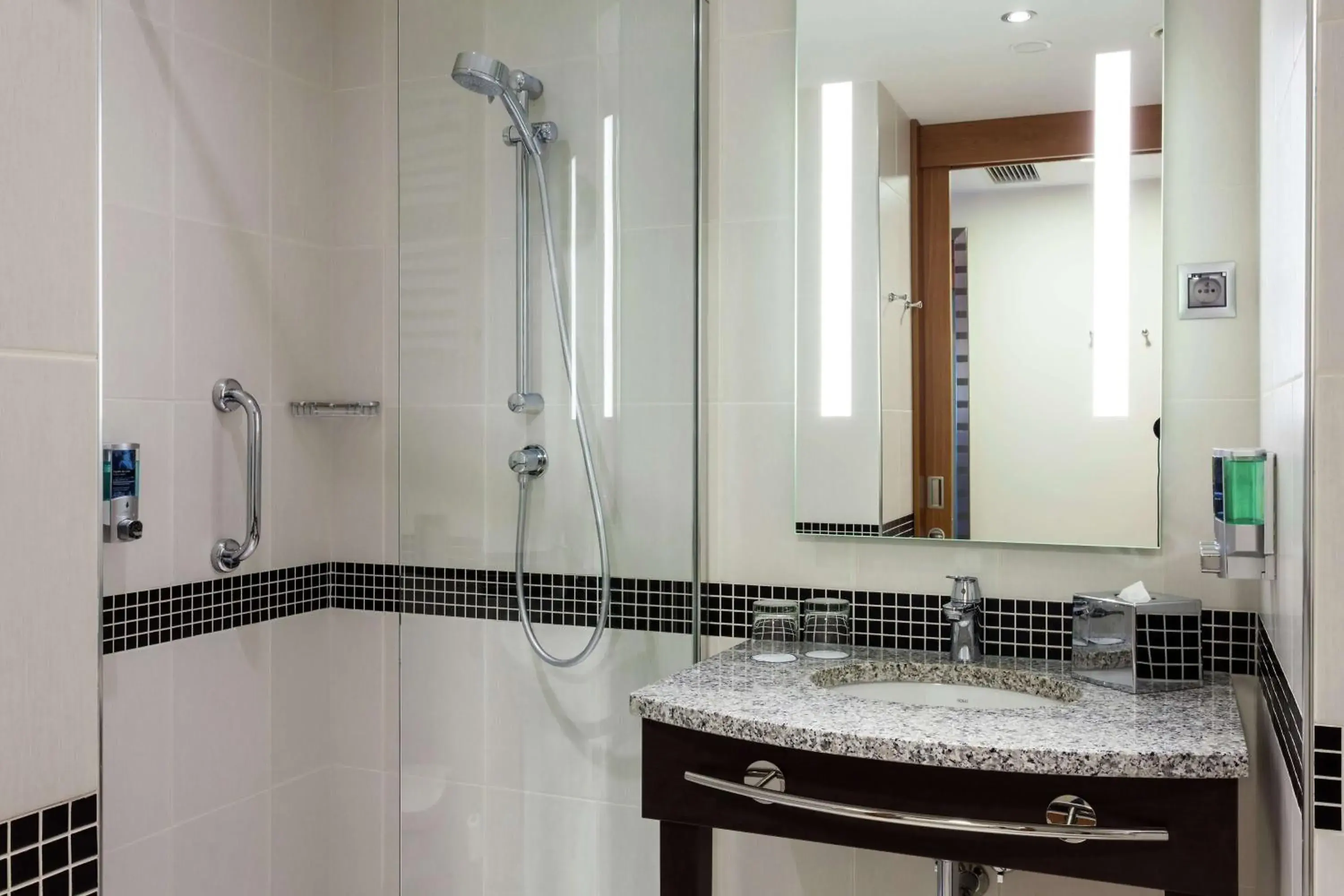 Bathroom in Hampton by Hilton Warsaw Airport Bathroom in Hampton by Hilton Warsaw Airport