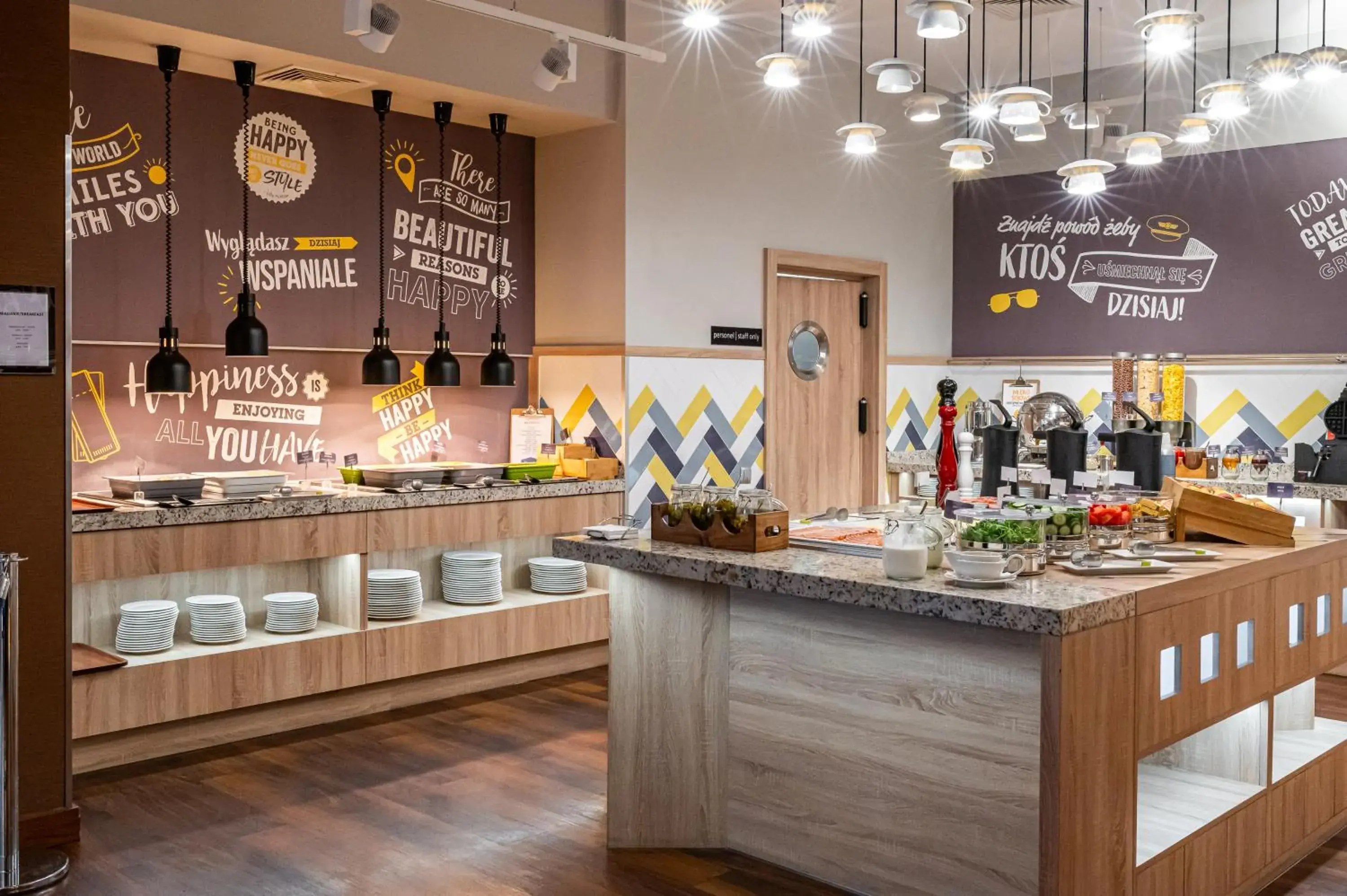 Breakfast in Hampton by Hilton Warsaw Airport Breakfast in Hampton by Hilton Warsaw Airport