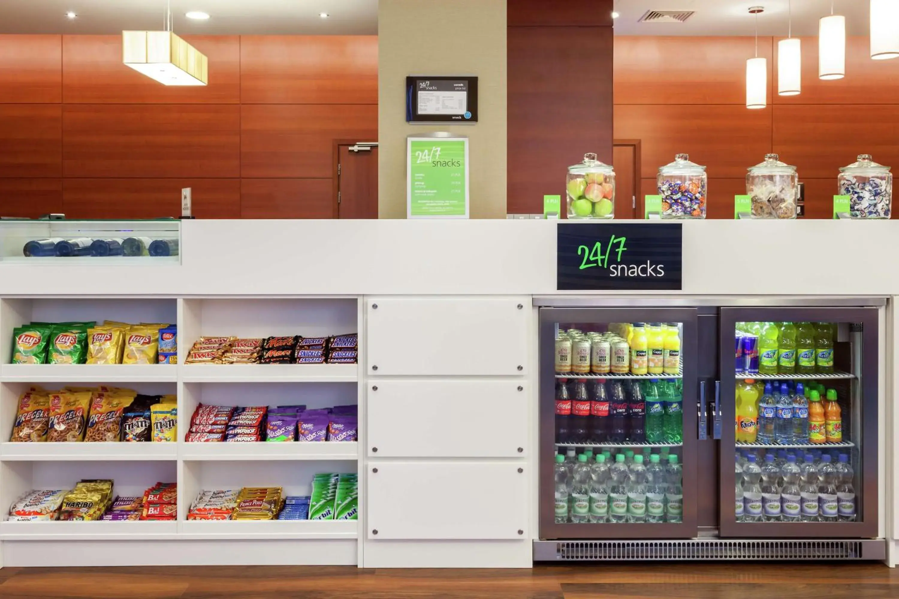 Restaurant/places to eat in Hampton by Hilton Warsaw Airport Restaurant/places to eat in Hampton by Hilton Warsaw Airport