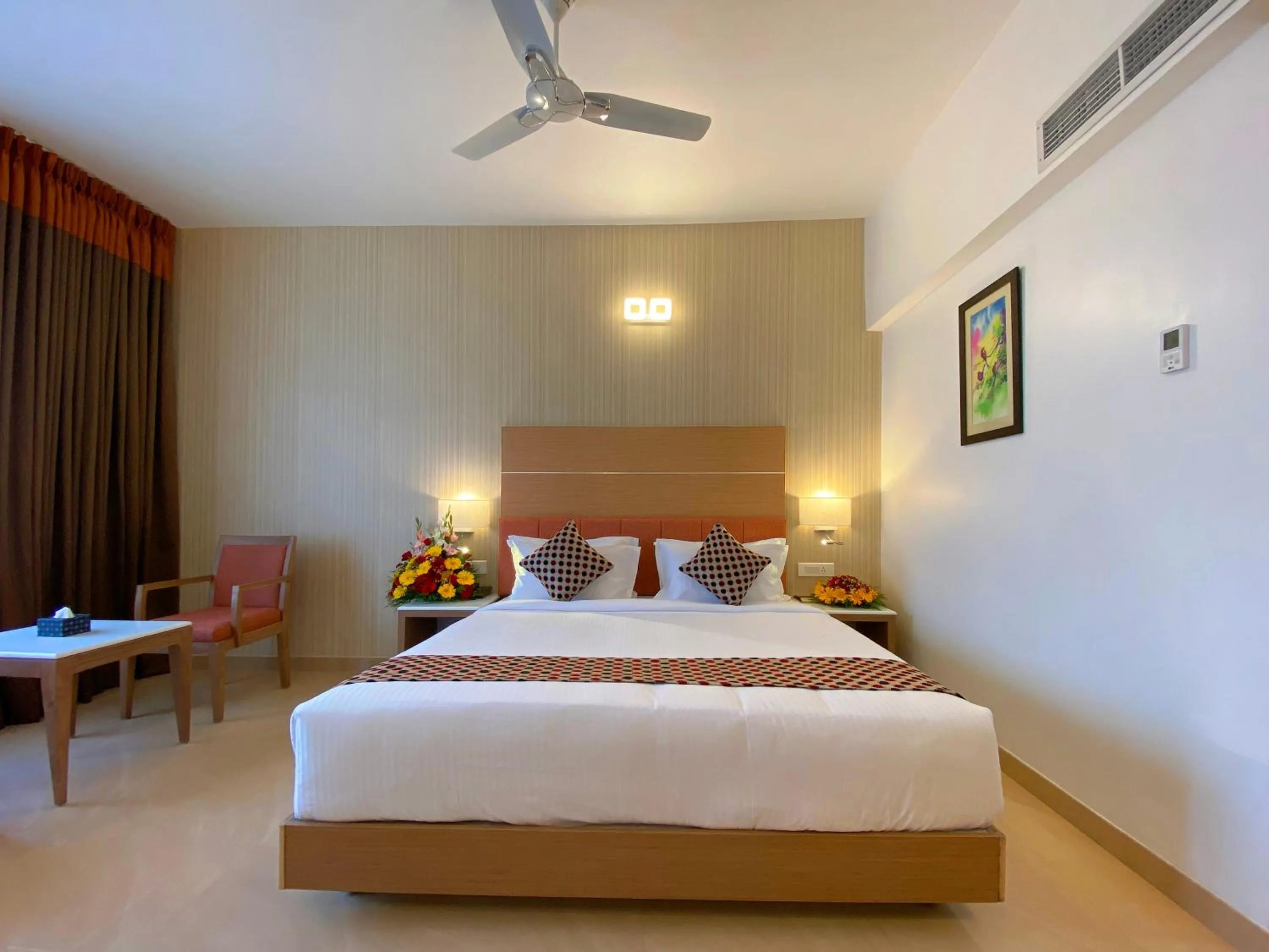 Bed in Tribute Royale