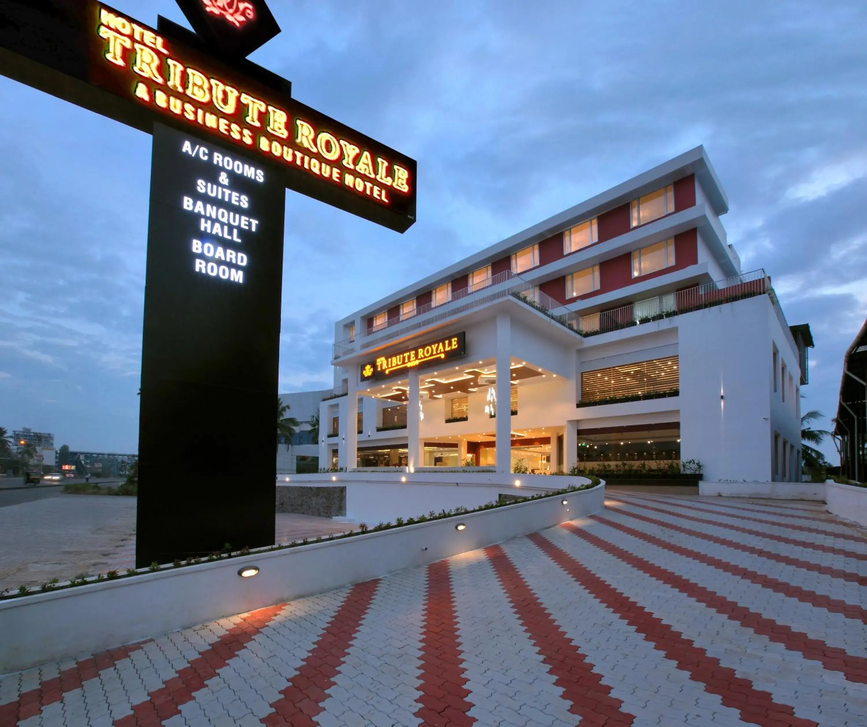 Property building in Tribute Royale Property building in Tribute Royale