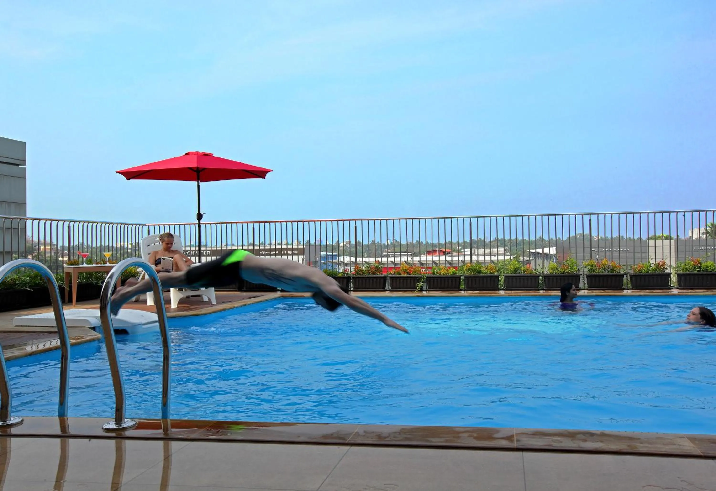 Swimming pool in Tribute Royale