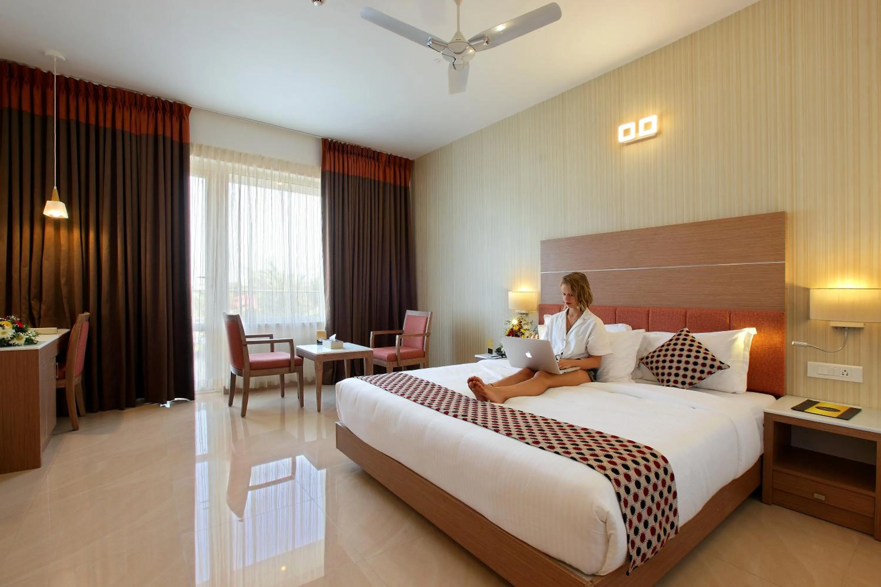 Bed in Tribute Royale