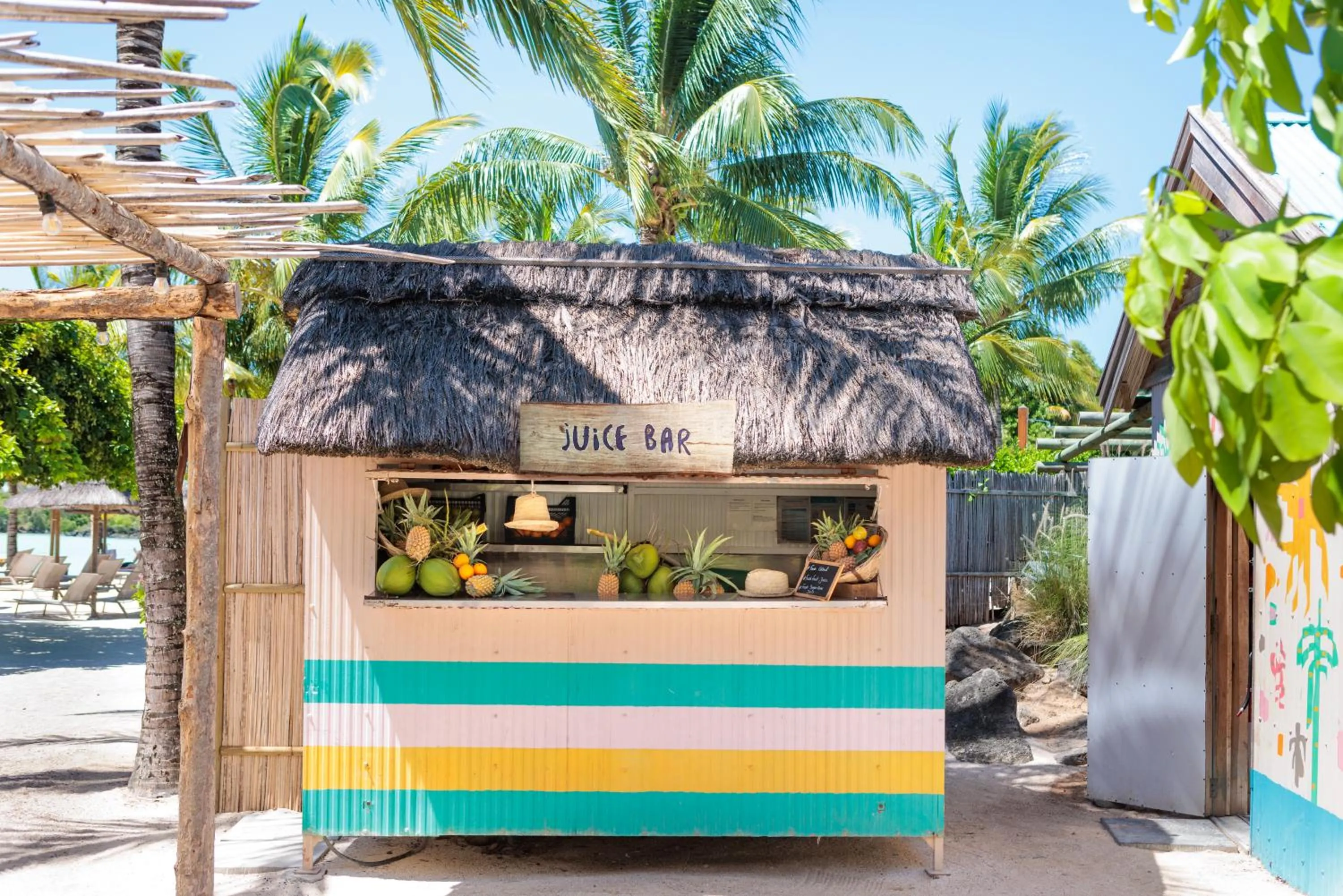 Food and drinks in Zilwa Attitude