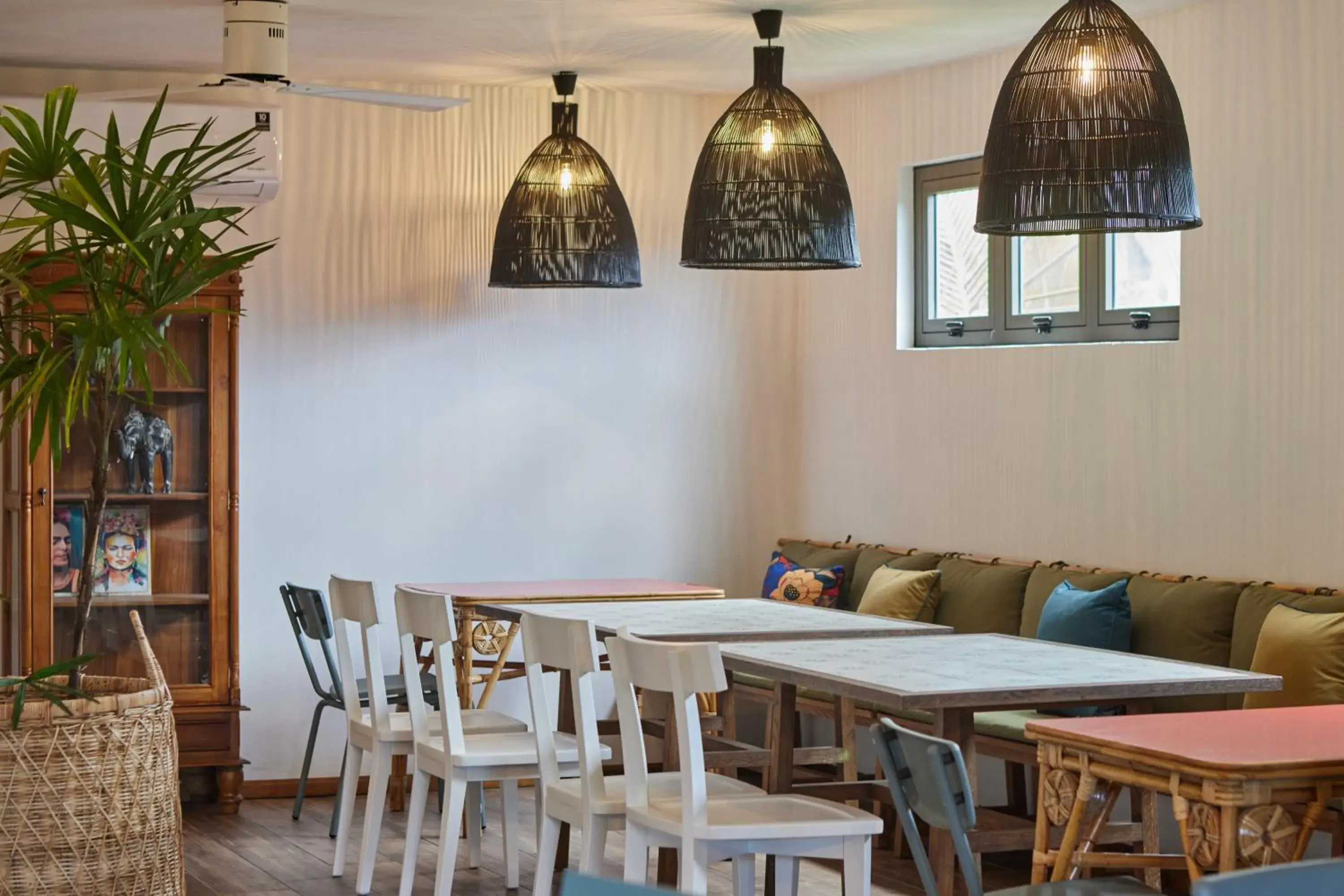 Restaurant/places to eat in Zilwa Attitude Restaurant/places to eat in Zilwa Attitude