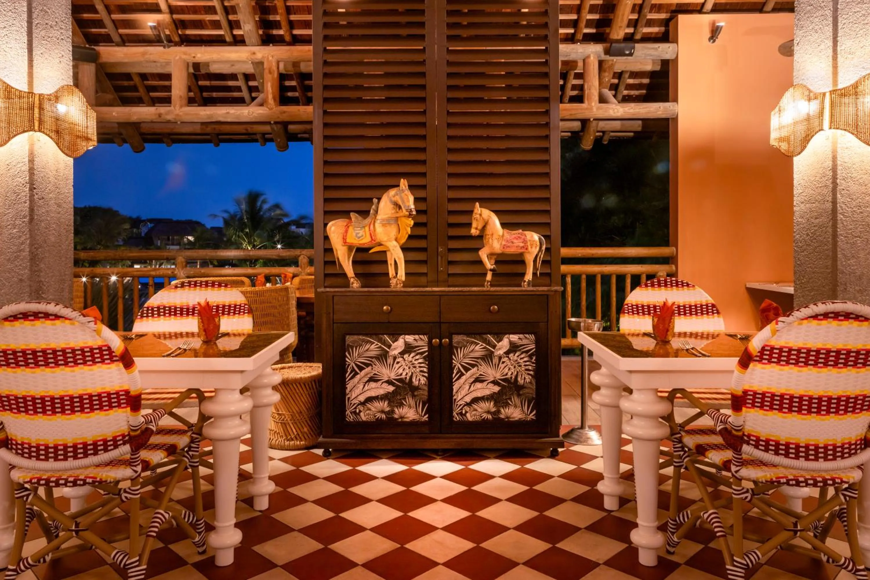 Restaurant/places to eat in Zilwa Attitude