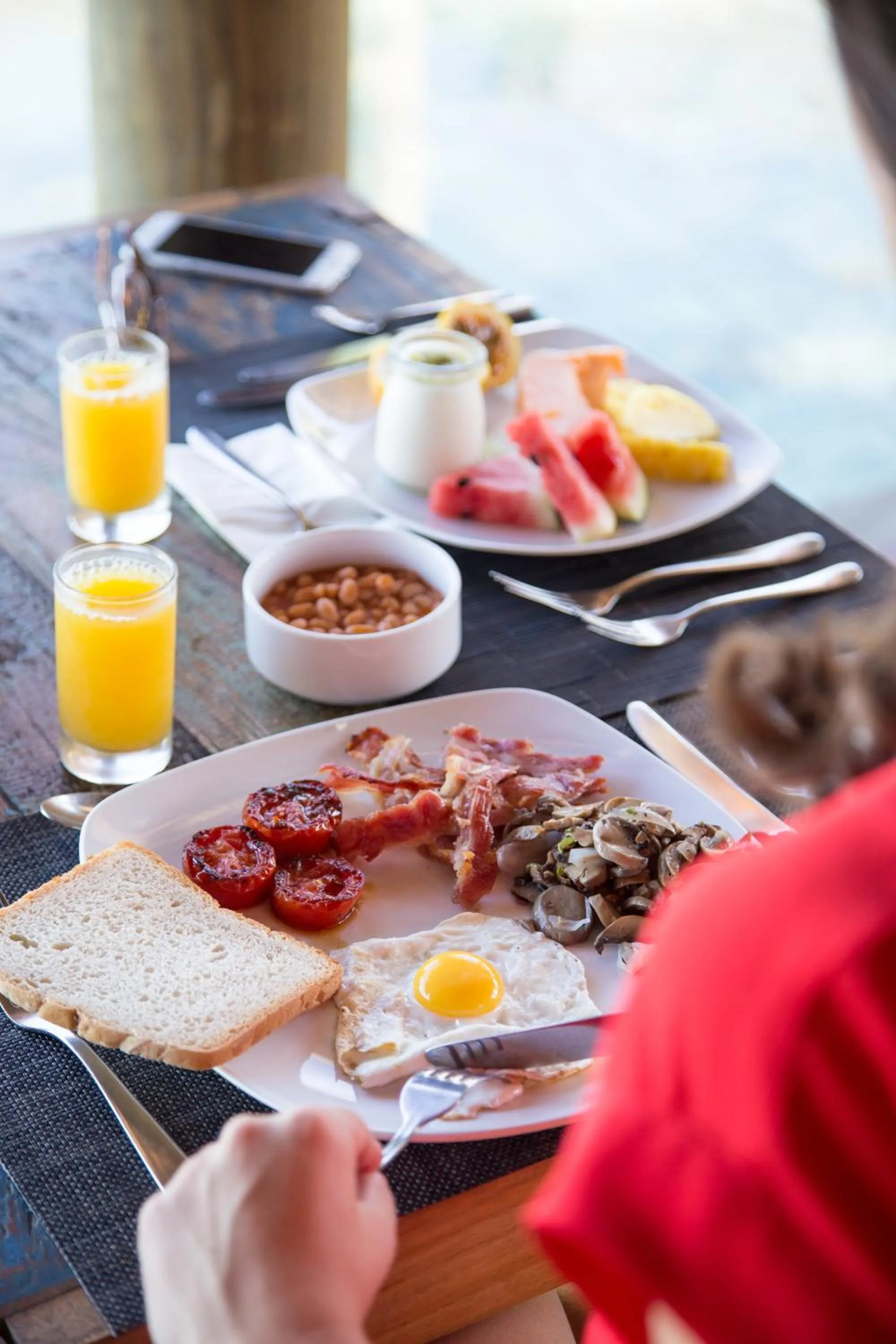 Food and drinks in Zilwa Attitude