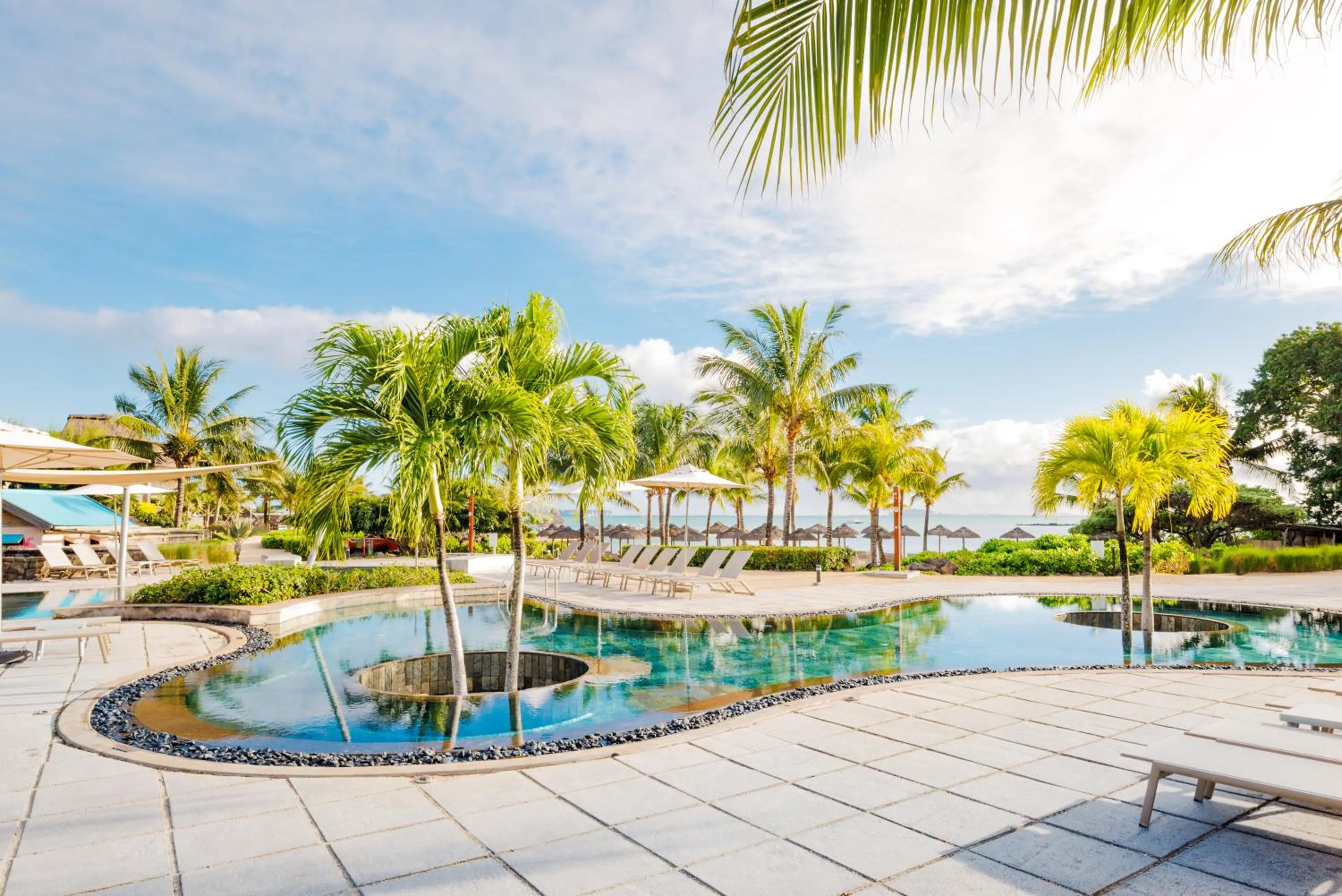 Swimming pool in Zilwa Attitude