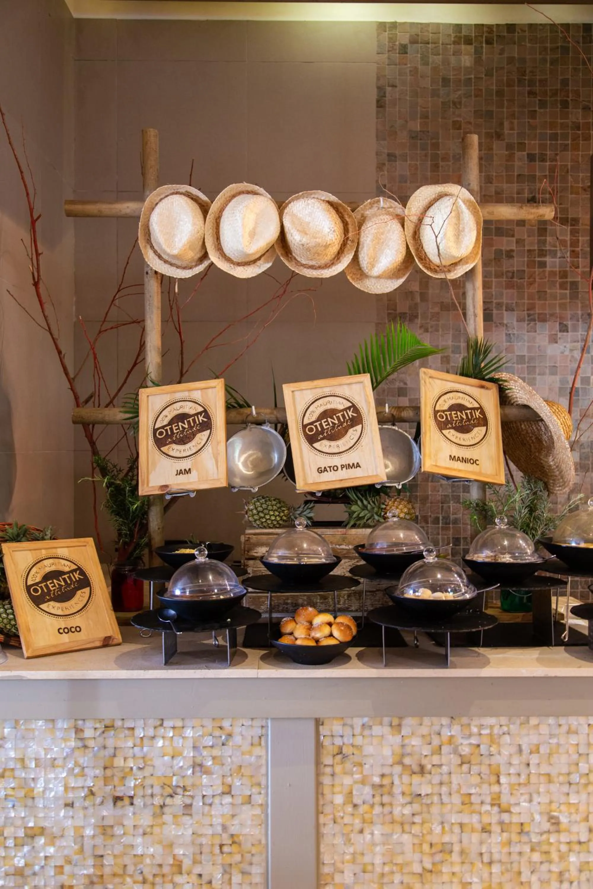 Restaurant/places to eat in Zilwa Attitude