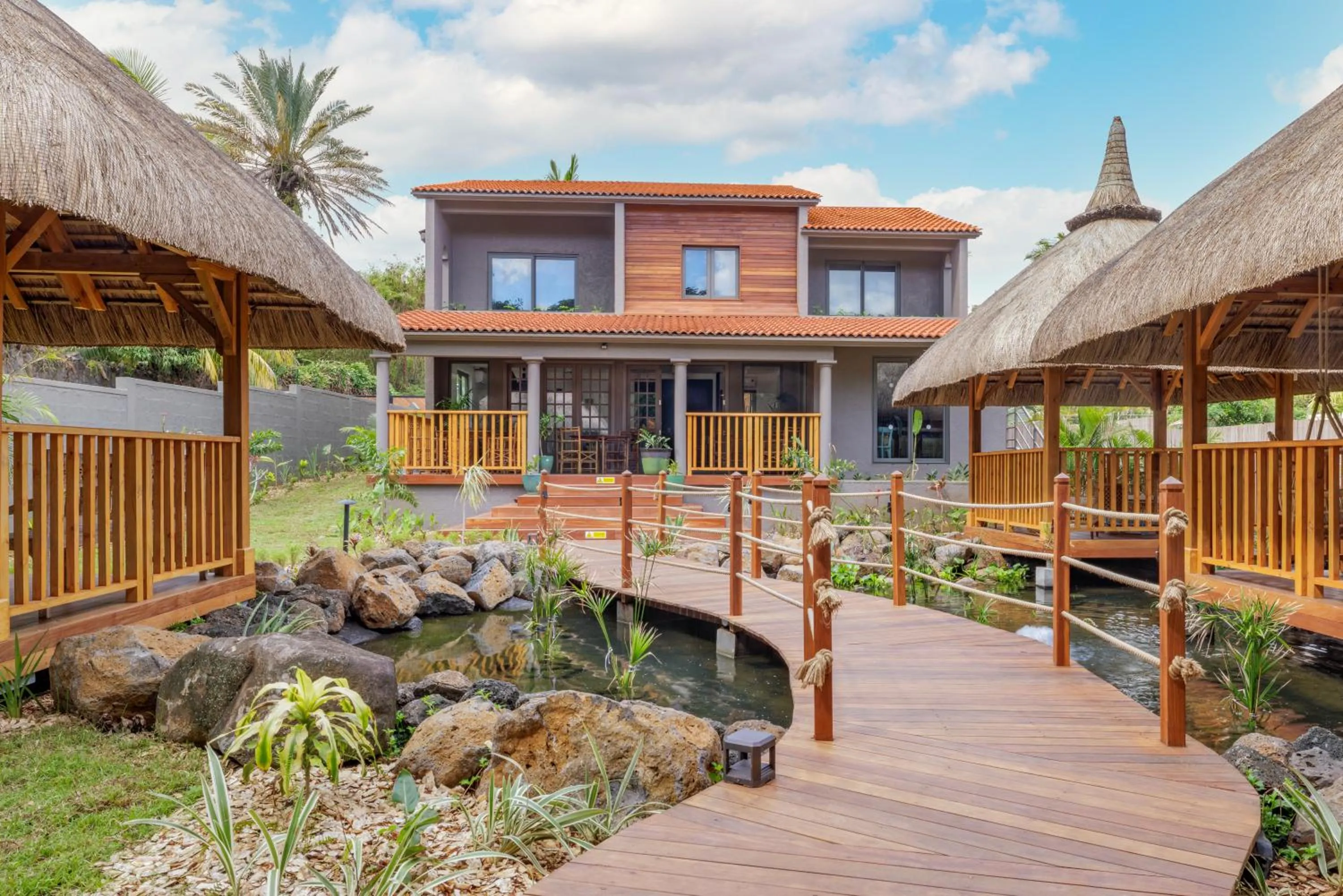 Property building in Zilwa Attitude