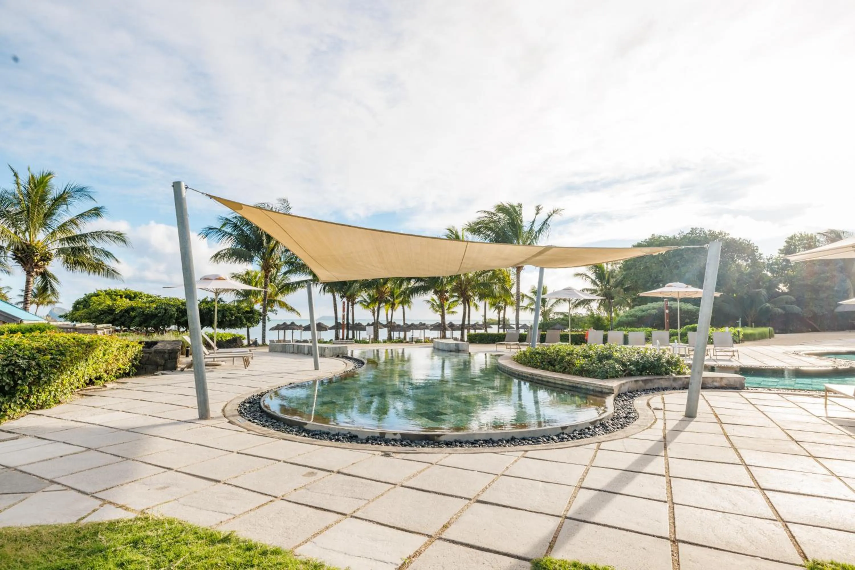 Pool view in Zilwa Attitude