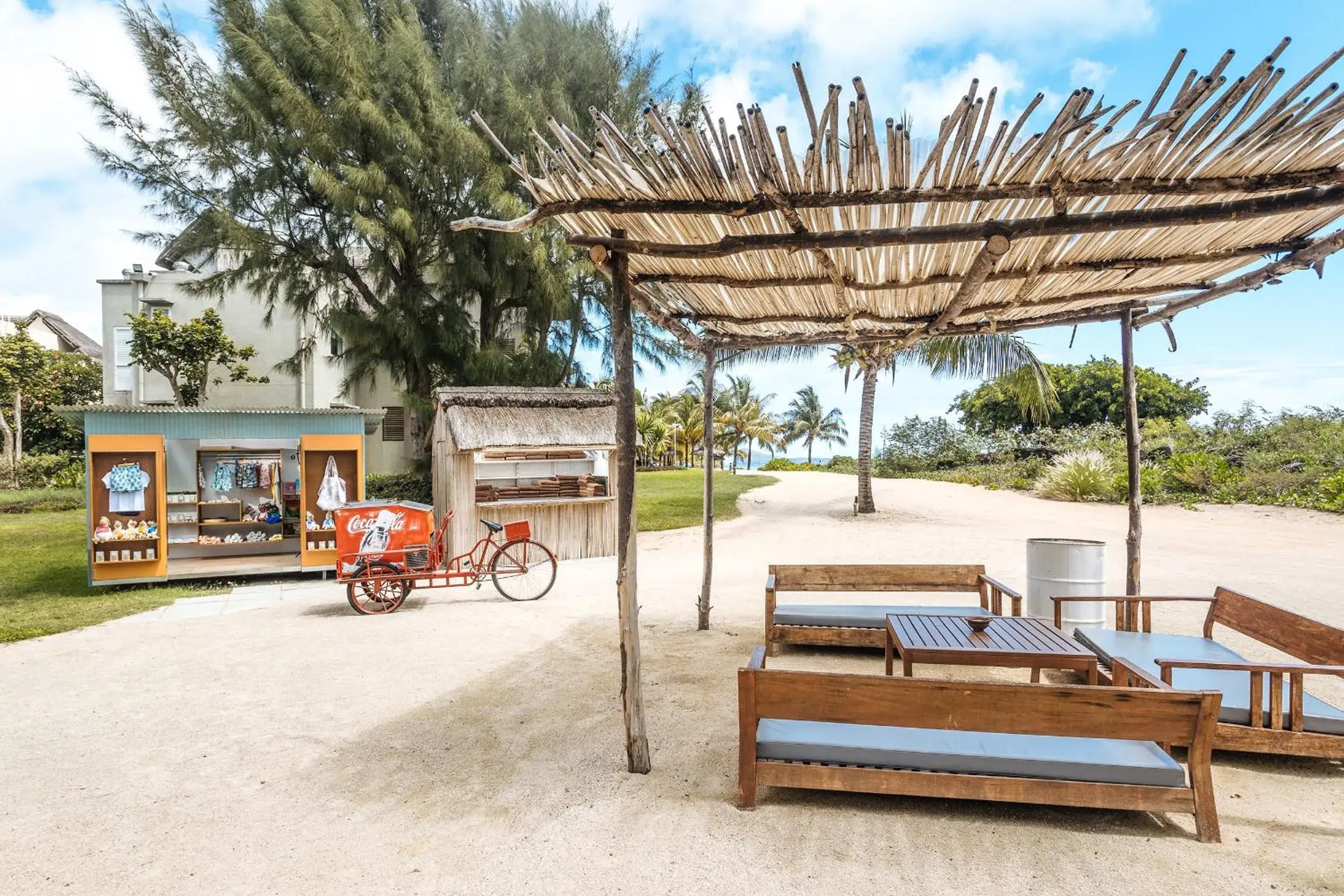 Restaurant/places to eat in Zilwa Attitude Restaurant/places to eat in Zilwa Attitude