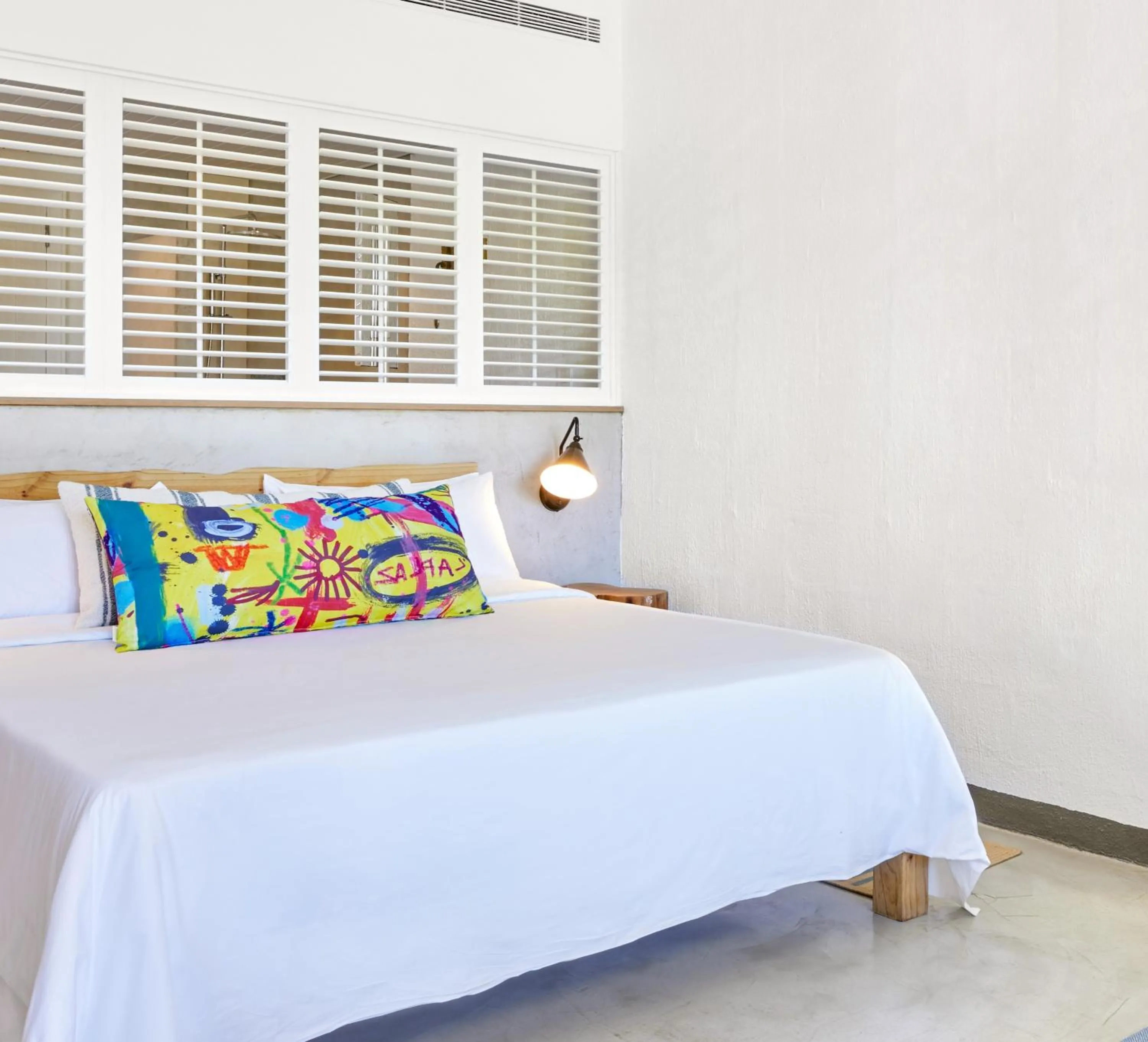 Bedroom, Bed in Zilwa Attitude