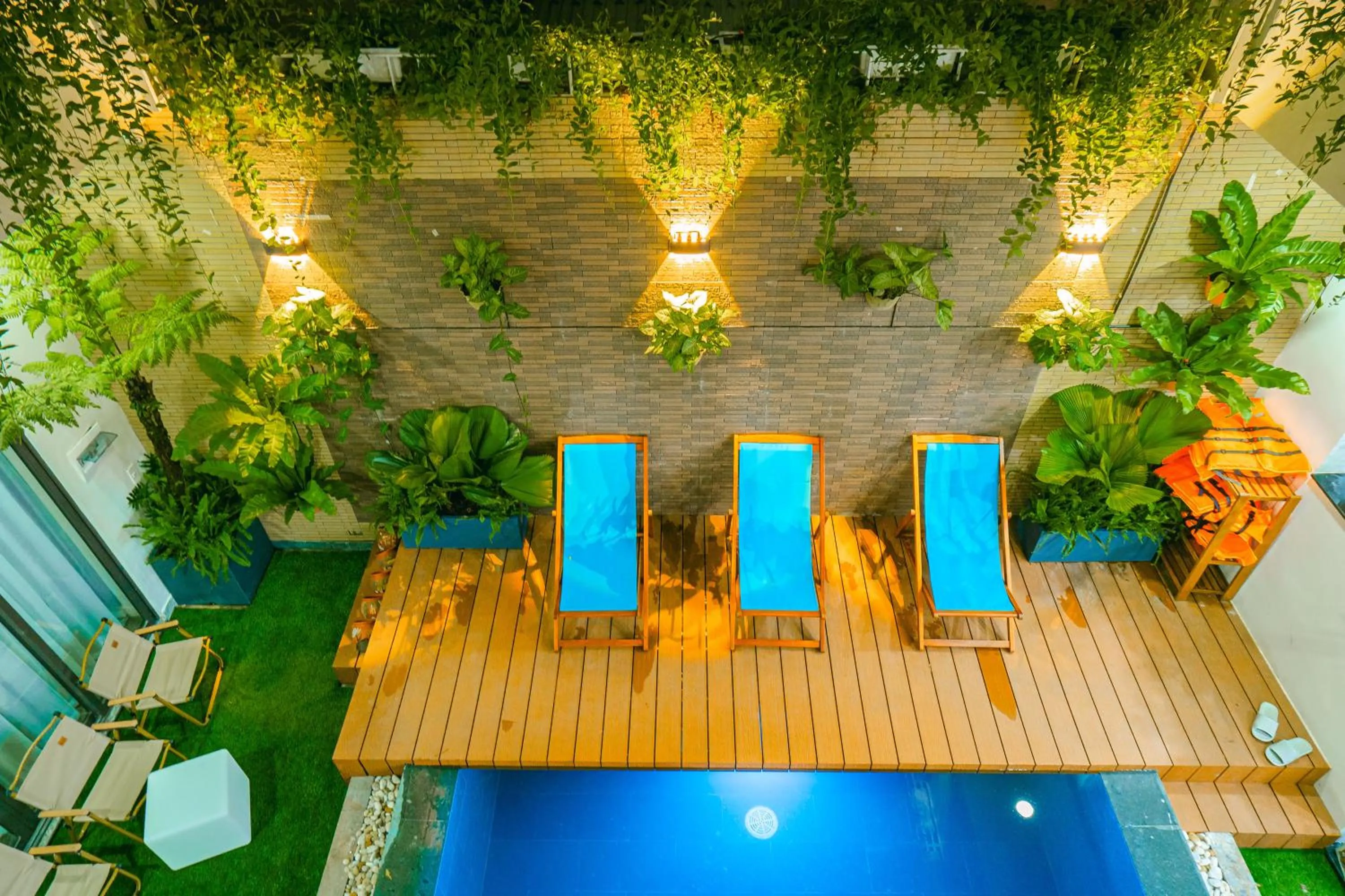 Swimming pool in Beach Palm Villa Hoi An