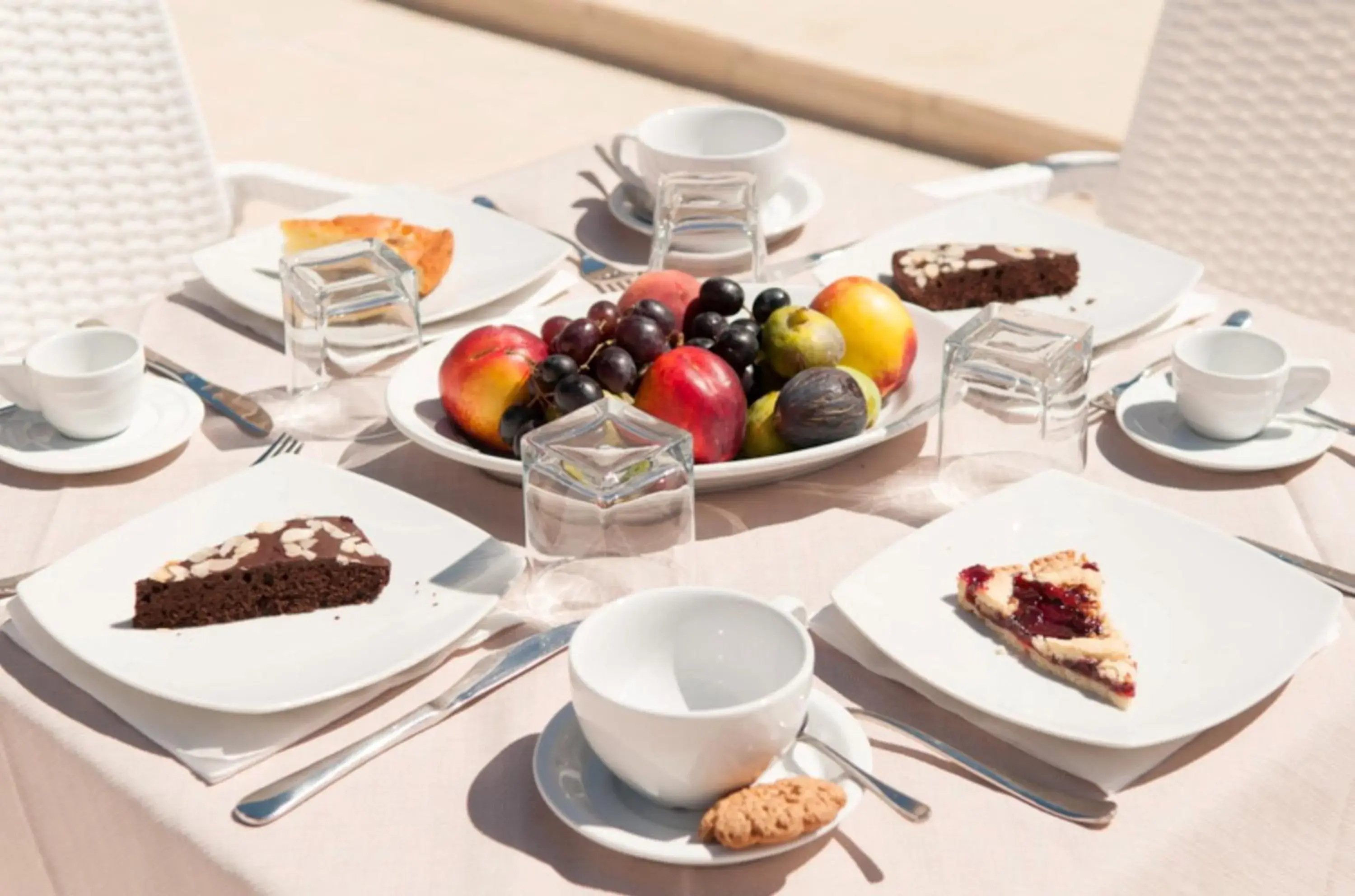 Buffet breakfast in Agriturismo I Pozzetti Buffet breakfast in Agriturismo I Pozzetti