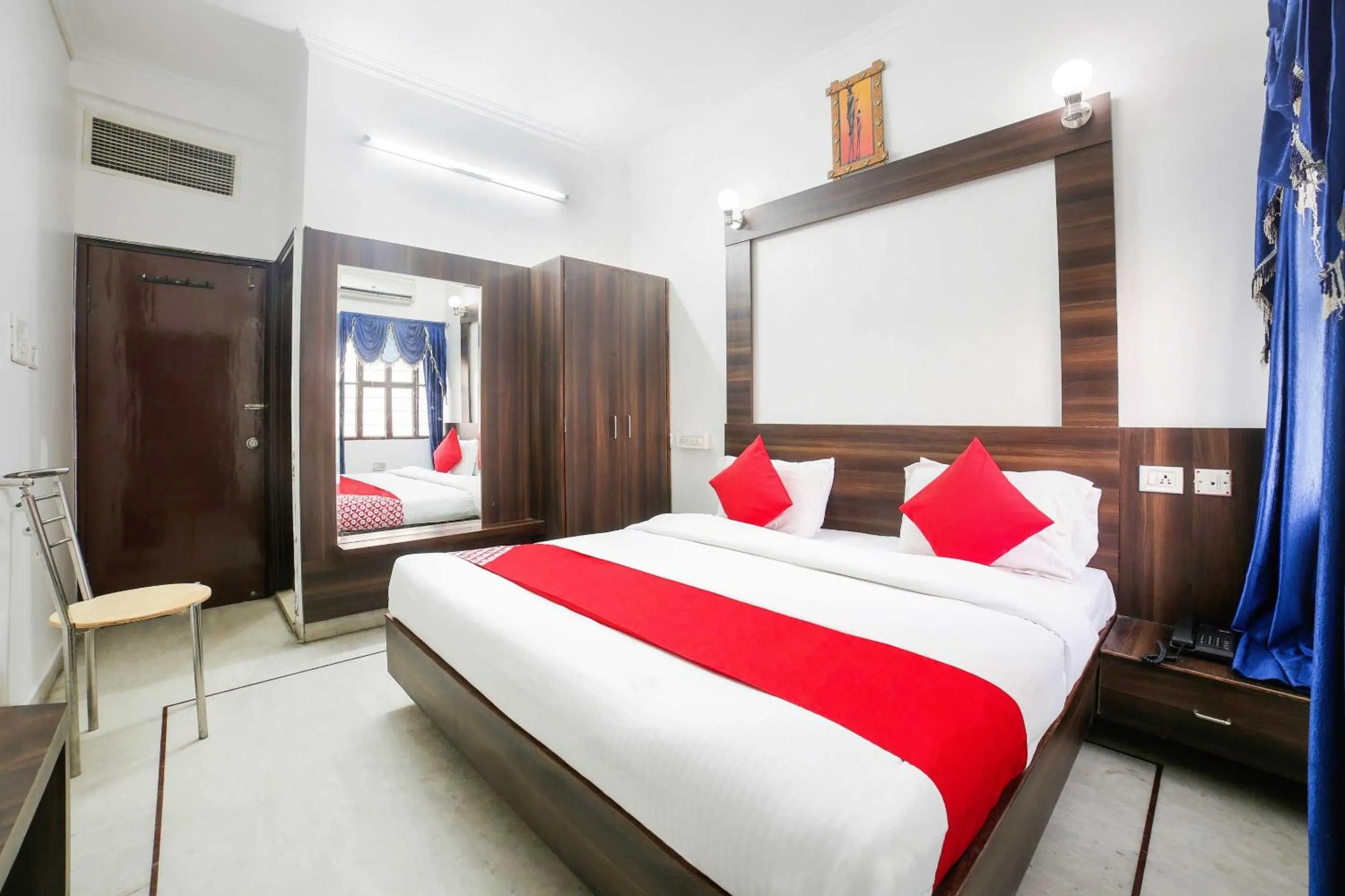 Bedroom, Bed in Hotel O Ridhi Sidhi Regency