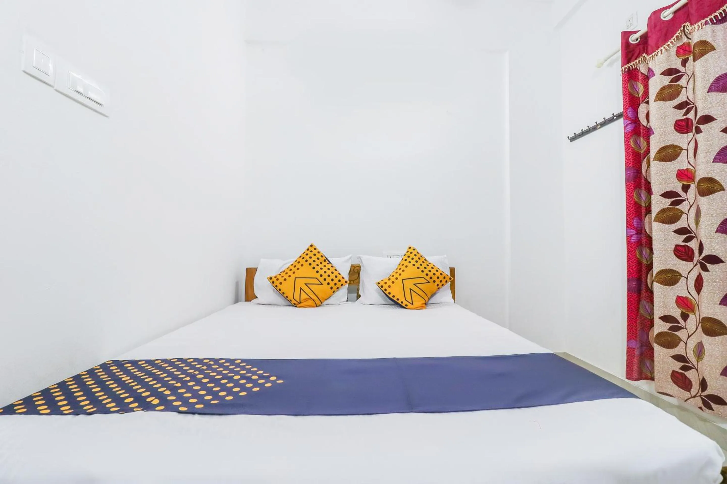 Bedroom, Bed in SPOT ON Rohini Inn Kadampuzha