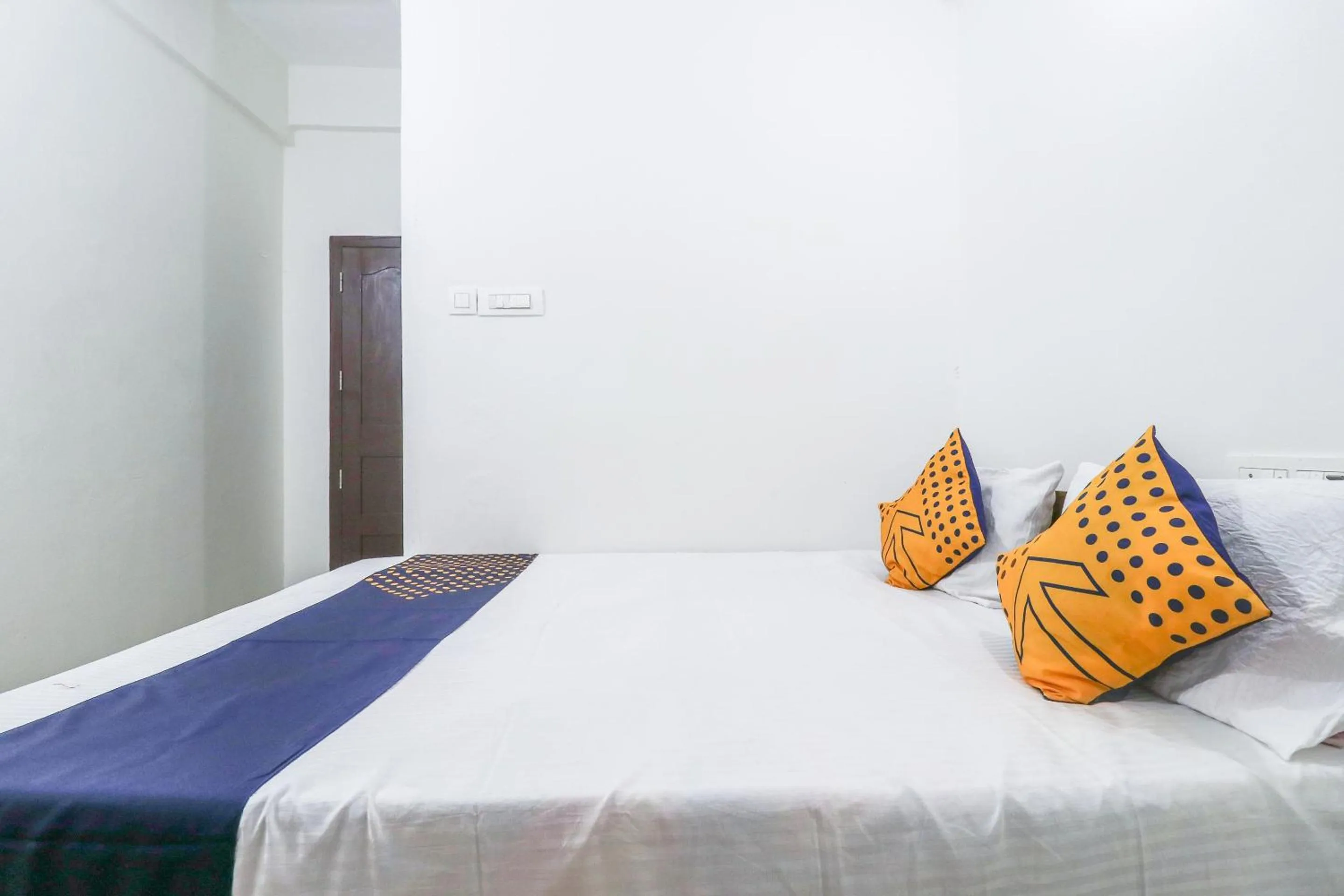 Bedroom, Bed in SPOT ON Rohini Inn Kadampuzha