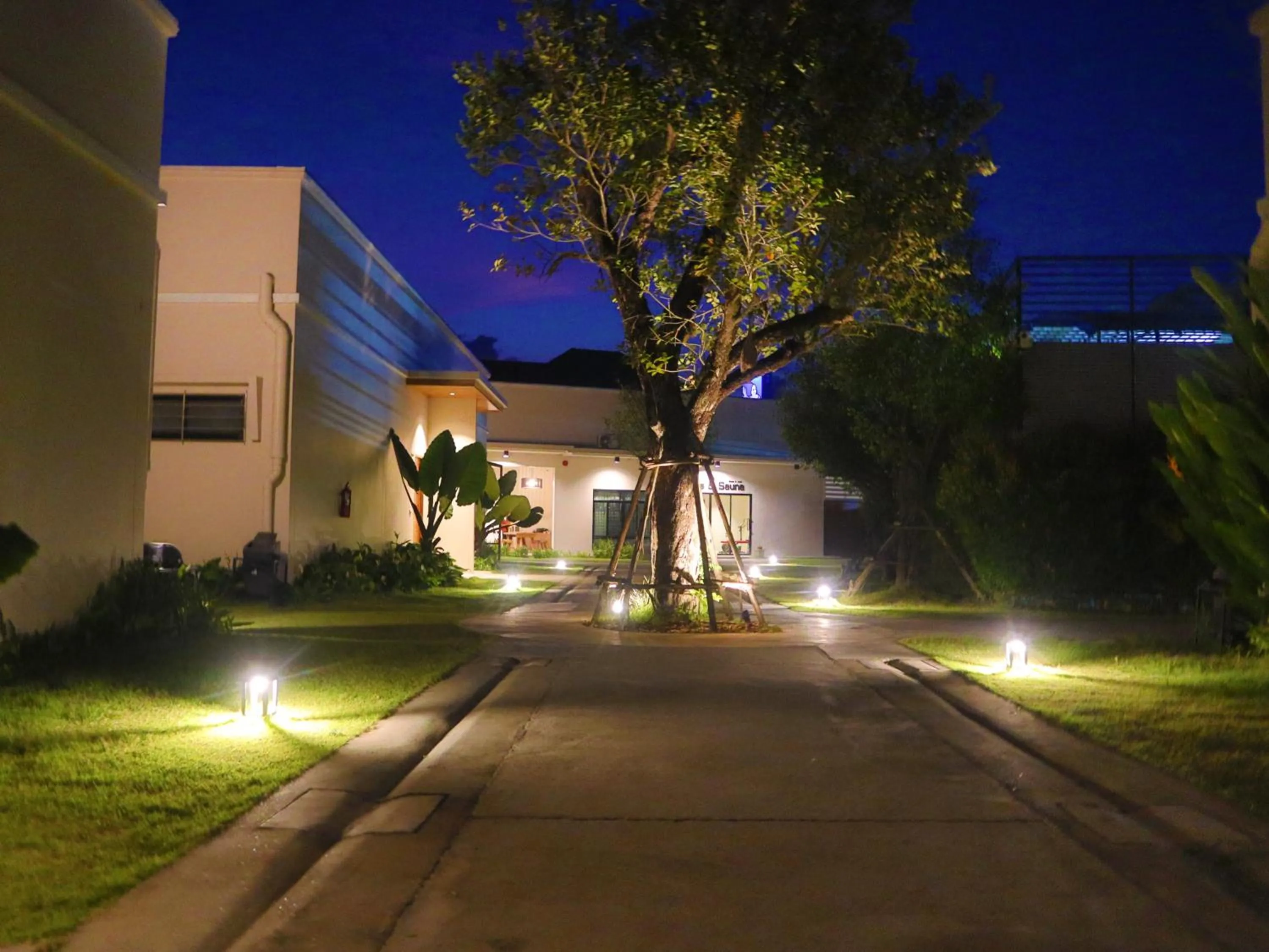 Property building in Toledo Pool Villa