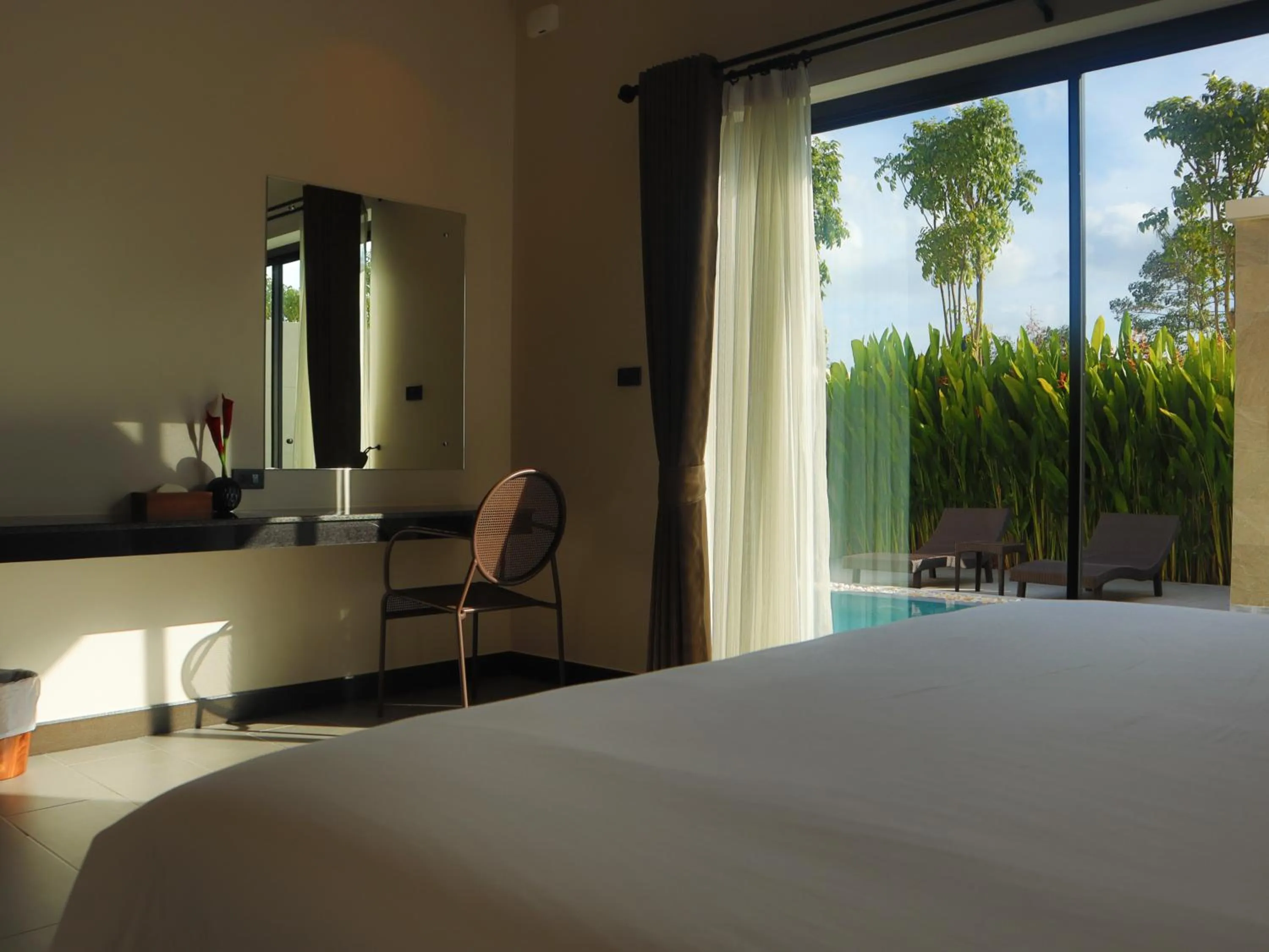 Bed in Toledo Pool Villa