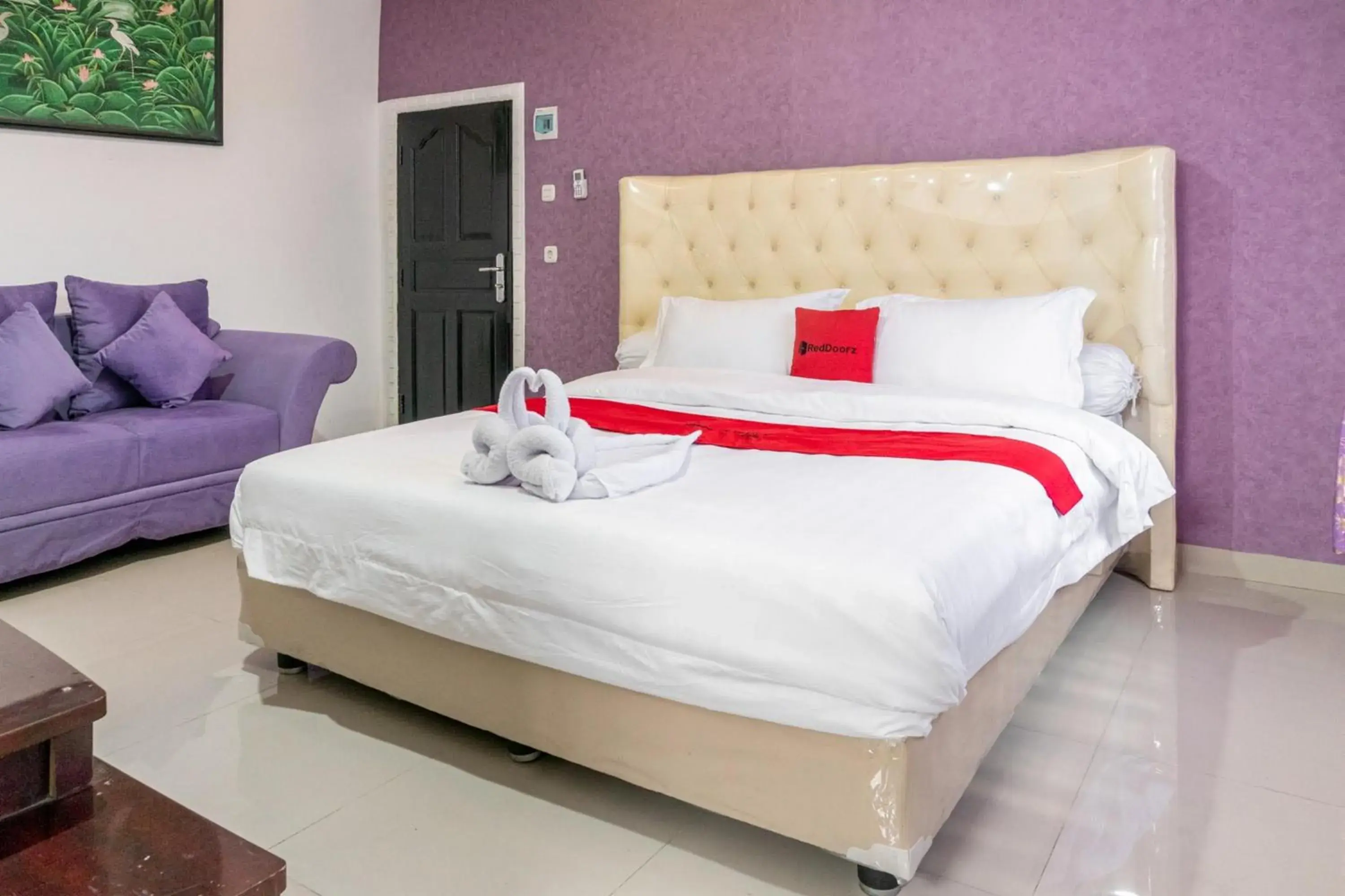 Bed in RedDoorz near Manhattan Times Square Medan 2 Bed in RedDoorz near Manhattan Times Square Medan 2