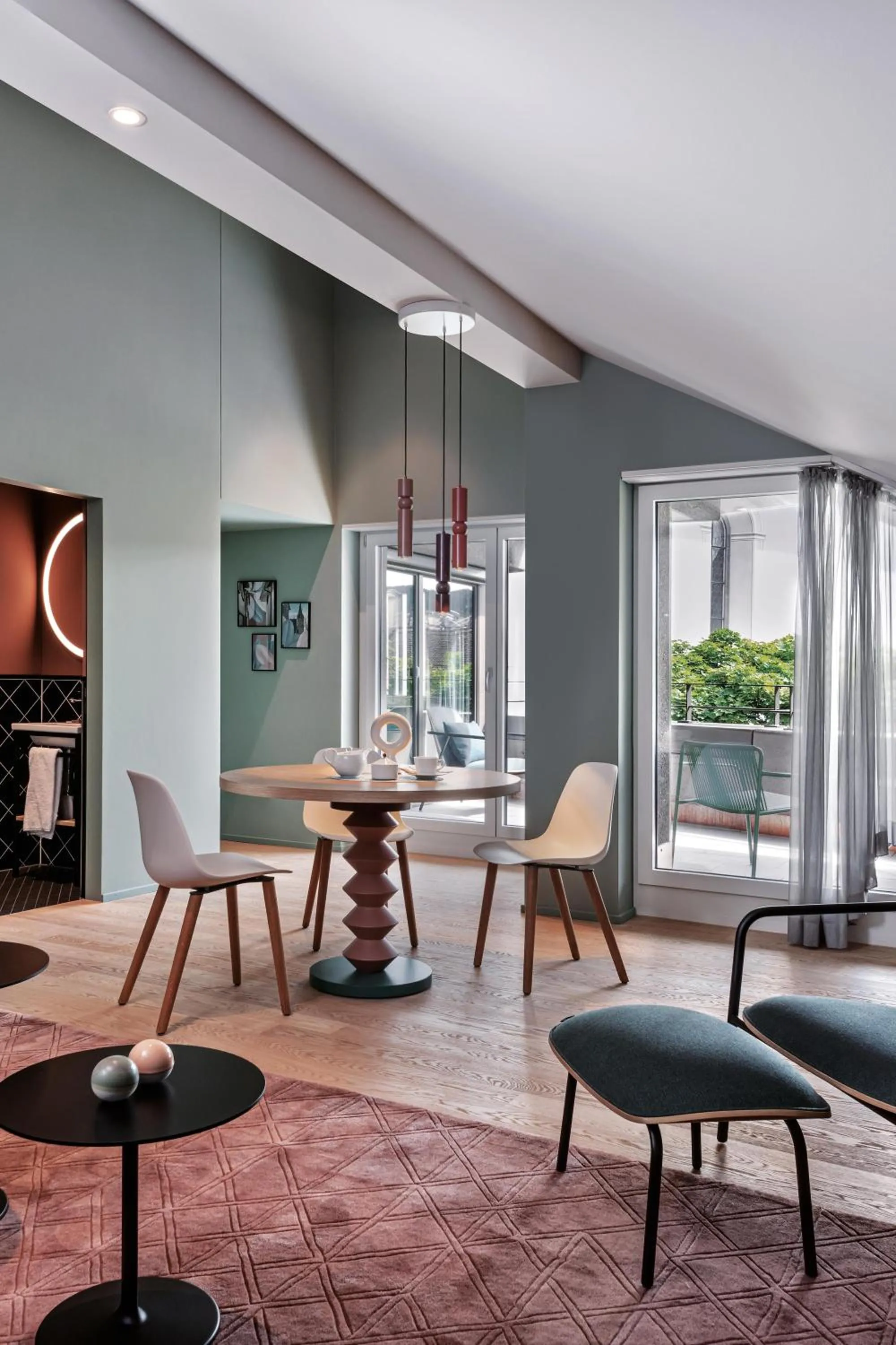 Photo of the whole room in Sorell Boutique-Hotel St Peter Zürich