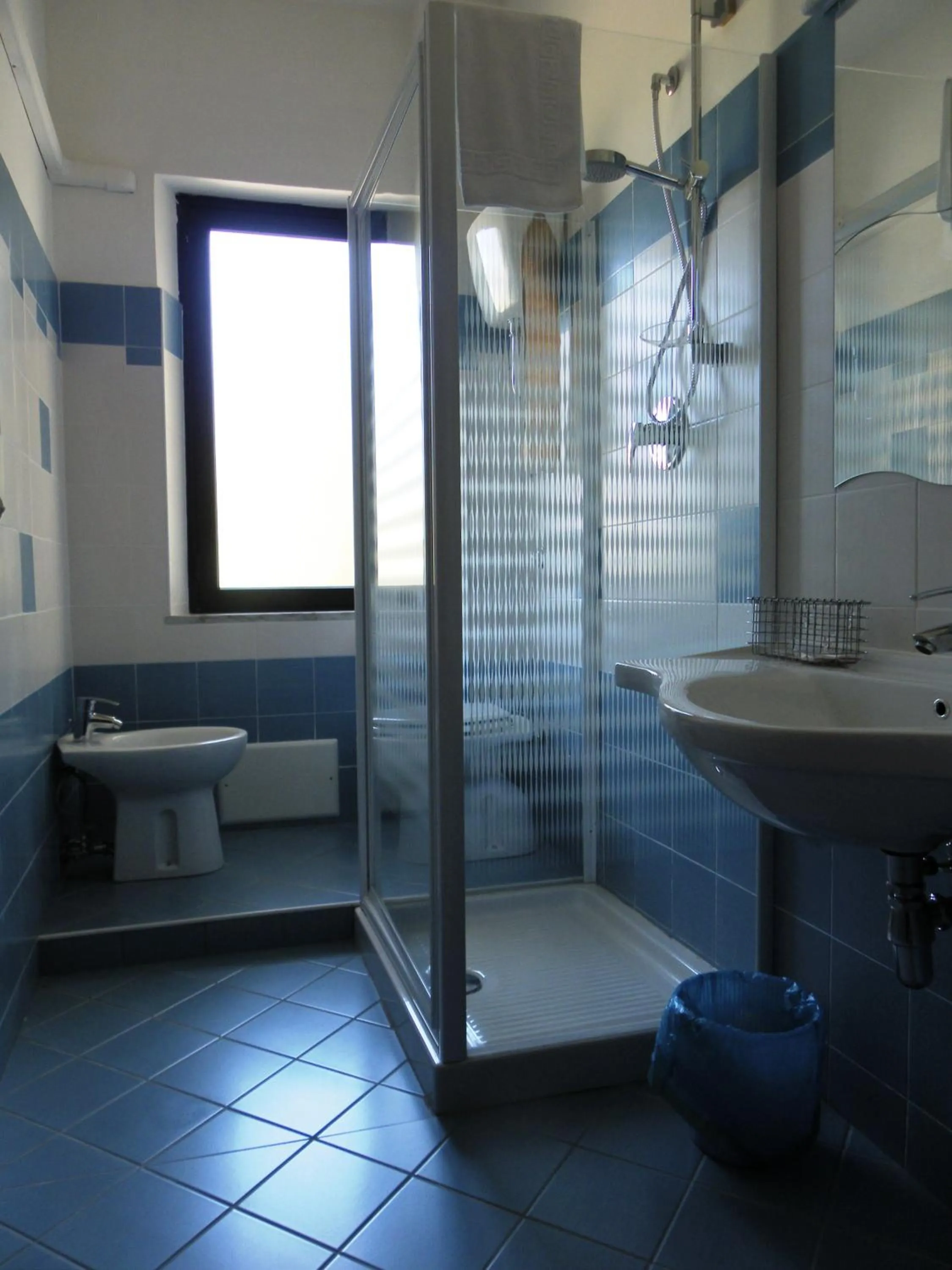 Bathroom in Hotel 106