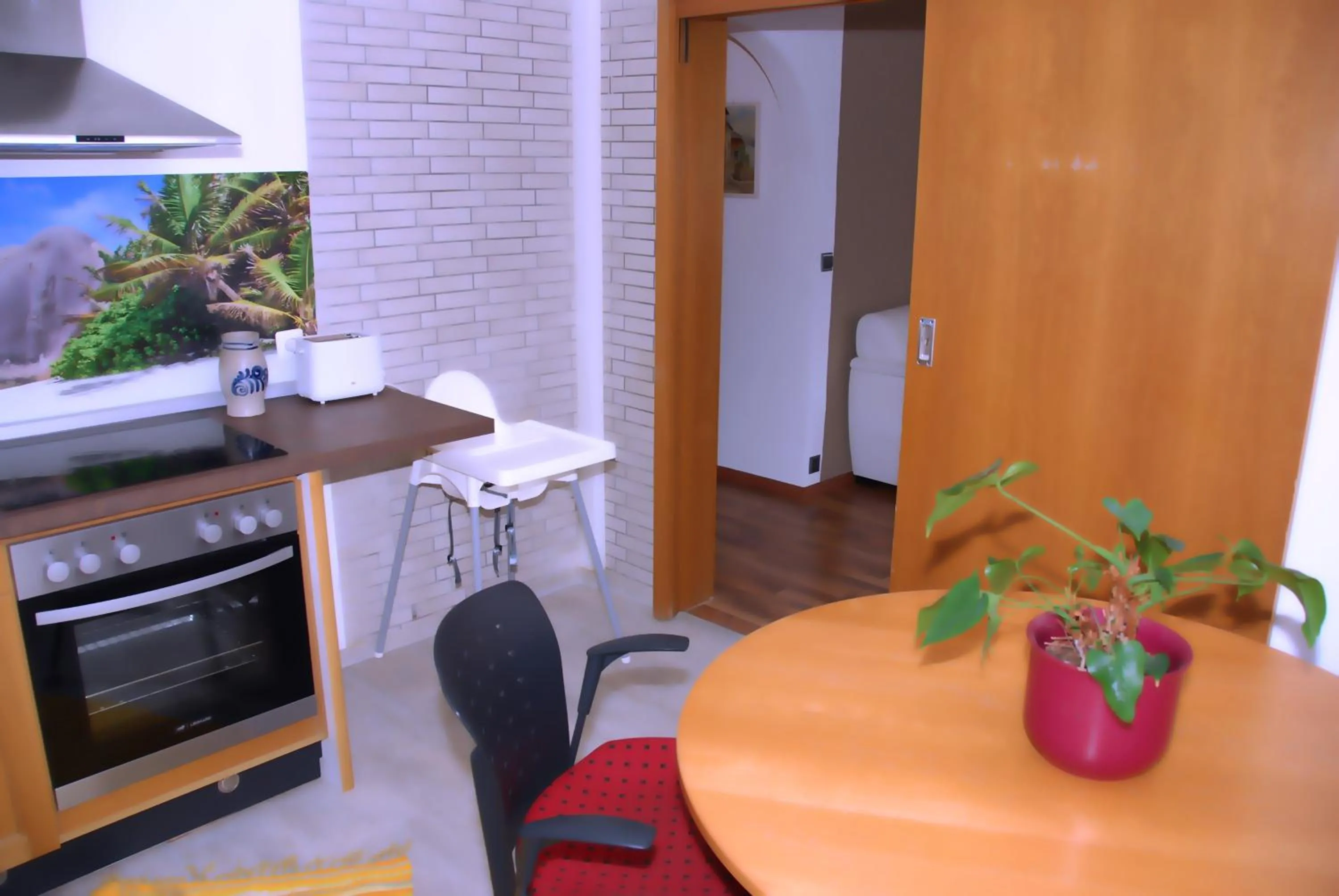 Kitchen or kitchenette in ambiente solutions apartments