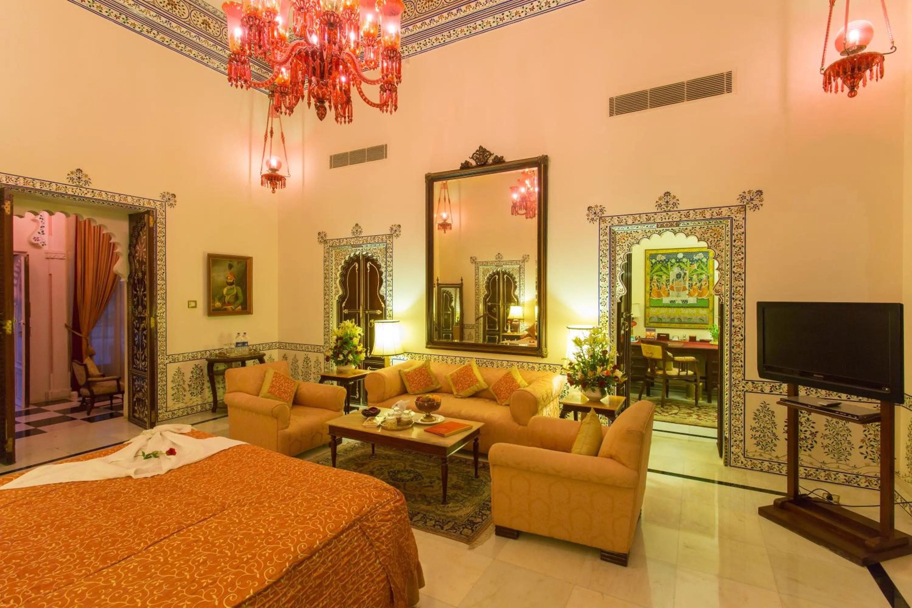 Bedroom, Bed in Shiv Niwas Palace by HRH Group of Hotels