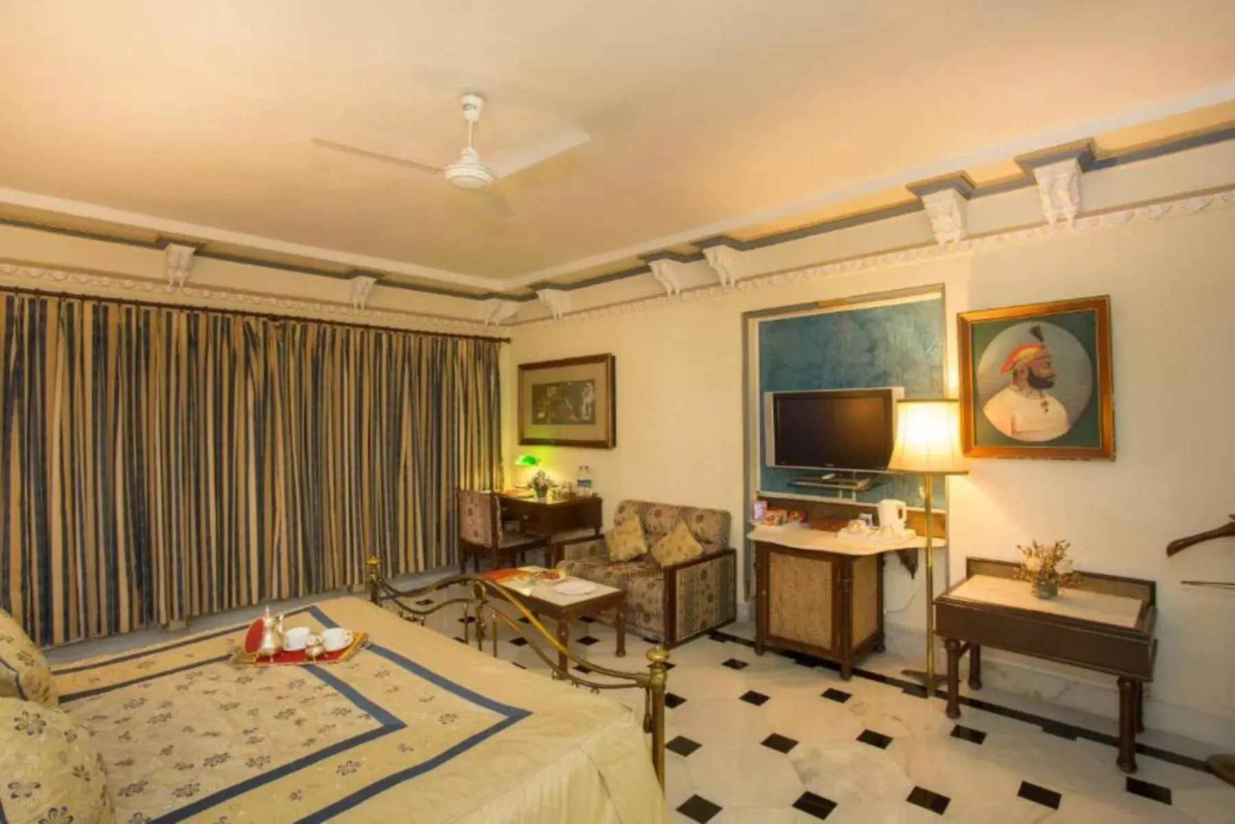 Bed in Shiv Niwas Palace by HRH Group of Hotels Bed in Shiv Niwas Palace by HRH Group of Hotels