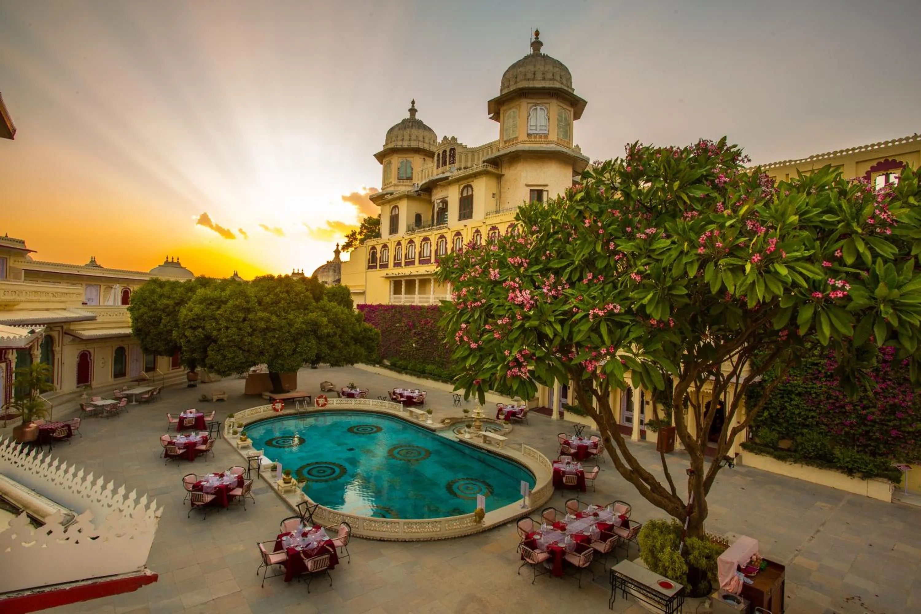 Swimming pool in Shiv Niwas Palace by HRH Group of Hotels