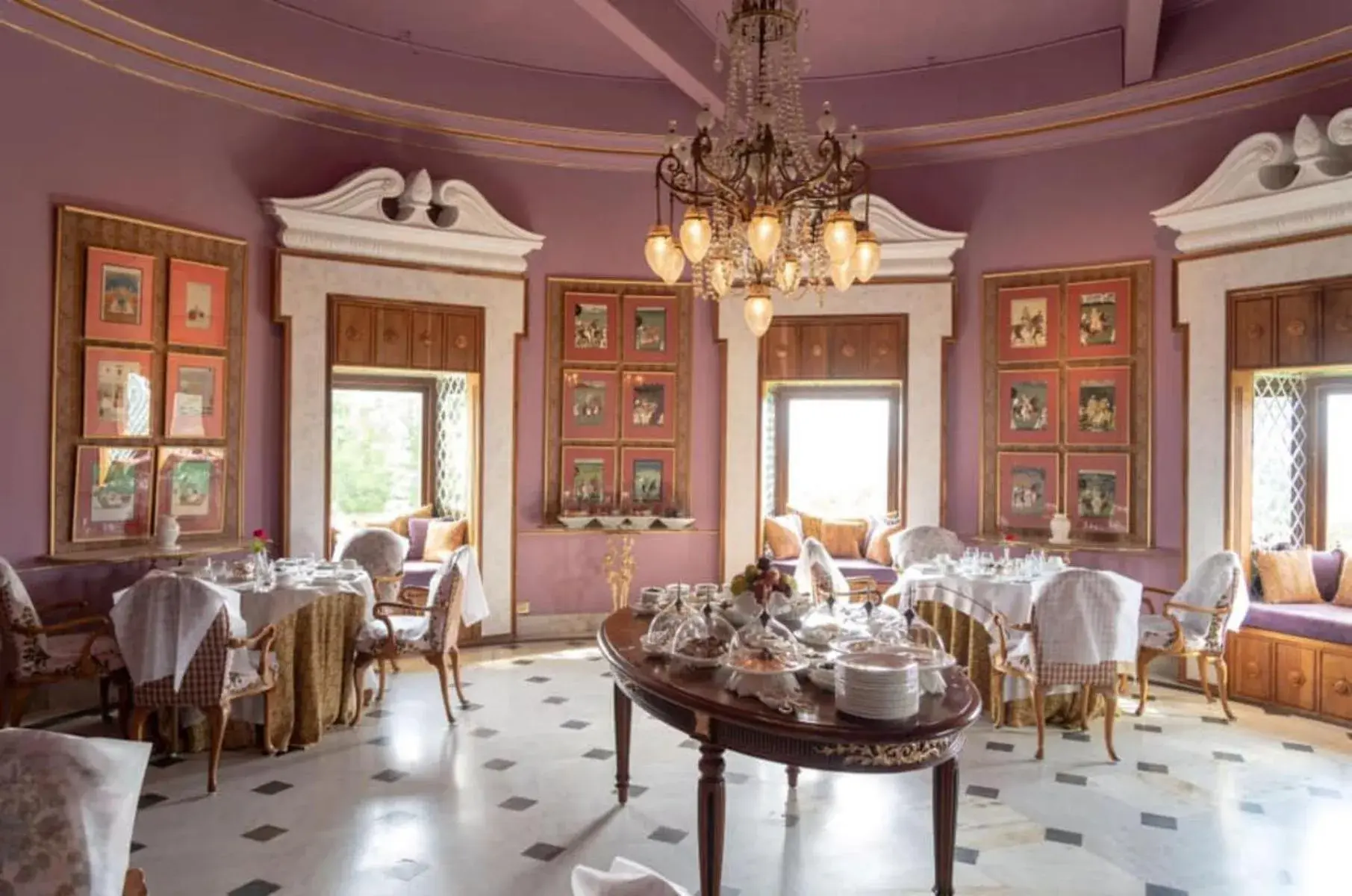Restaurant/places to eat in Shiv Niwas Palace by HRH Group of Hotels Restaurant/places to eat in Shiv Niwas Palace by HRH Group of Hotels