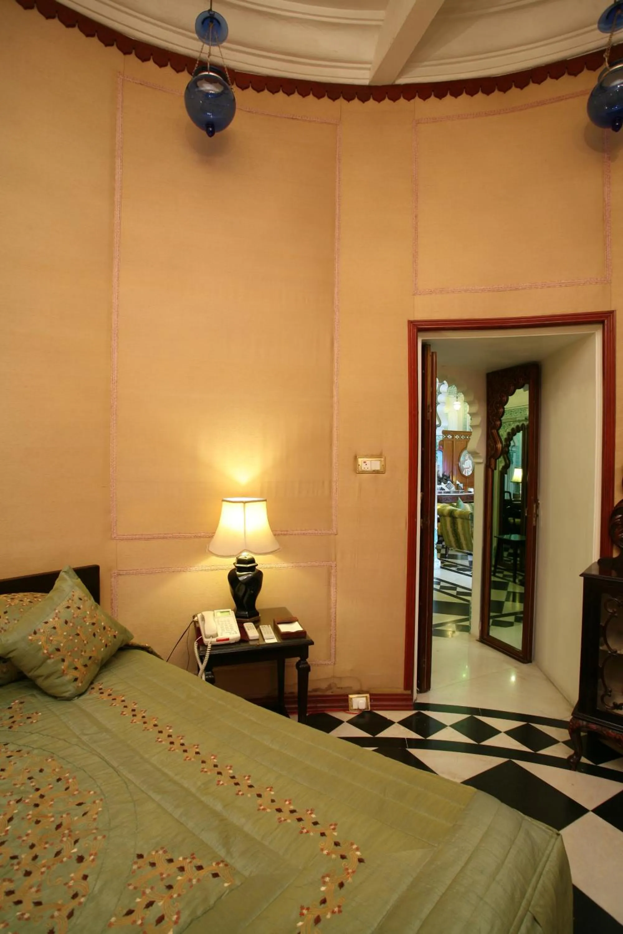 Bedroom, Bed in Shiv Niwas Palace by HRH Group of Hotels