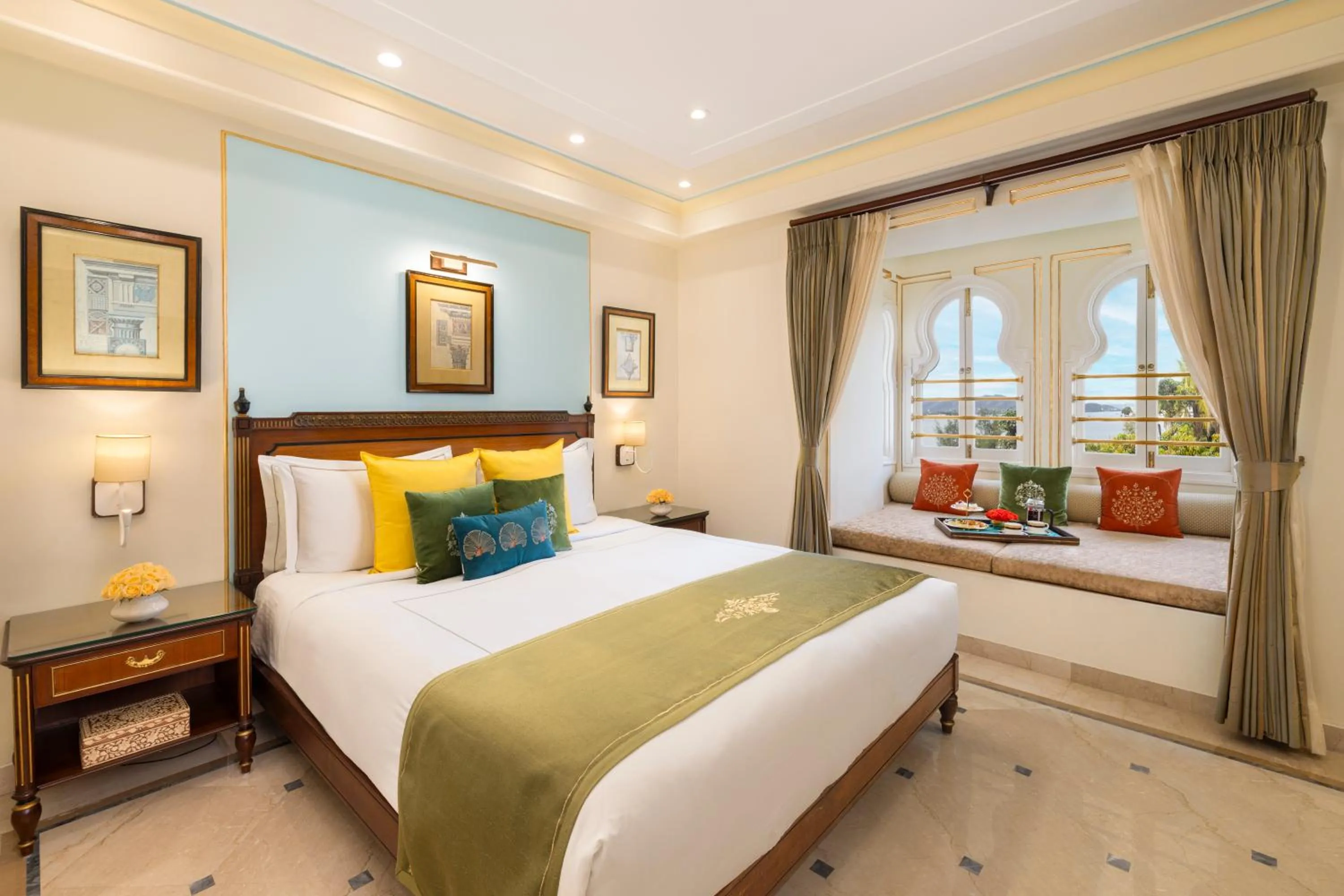 Bedroom, Bed in Taj Fateh Prakash Palace Udaipur