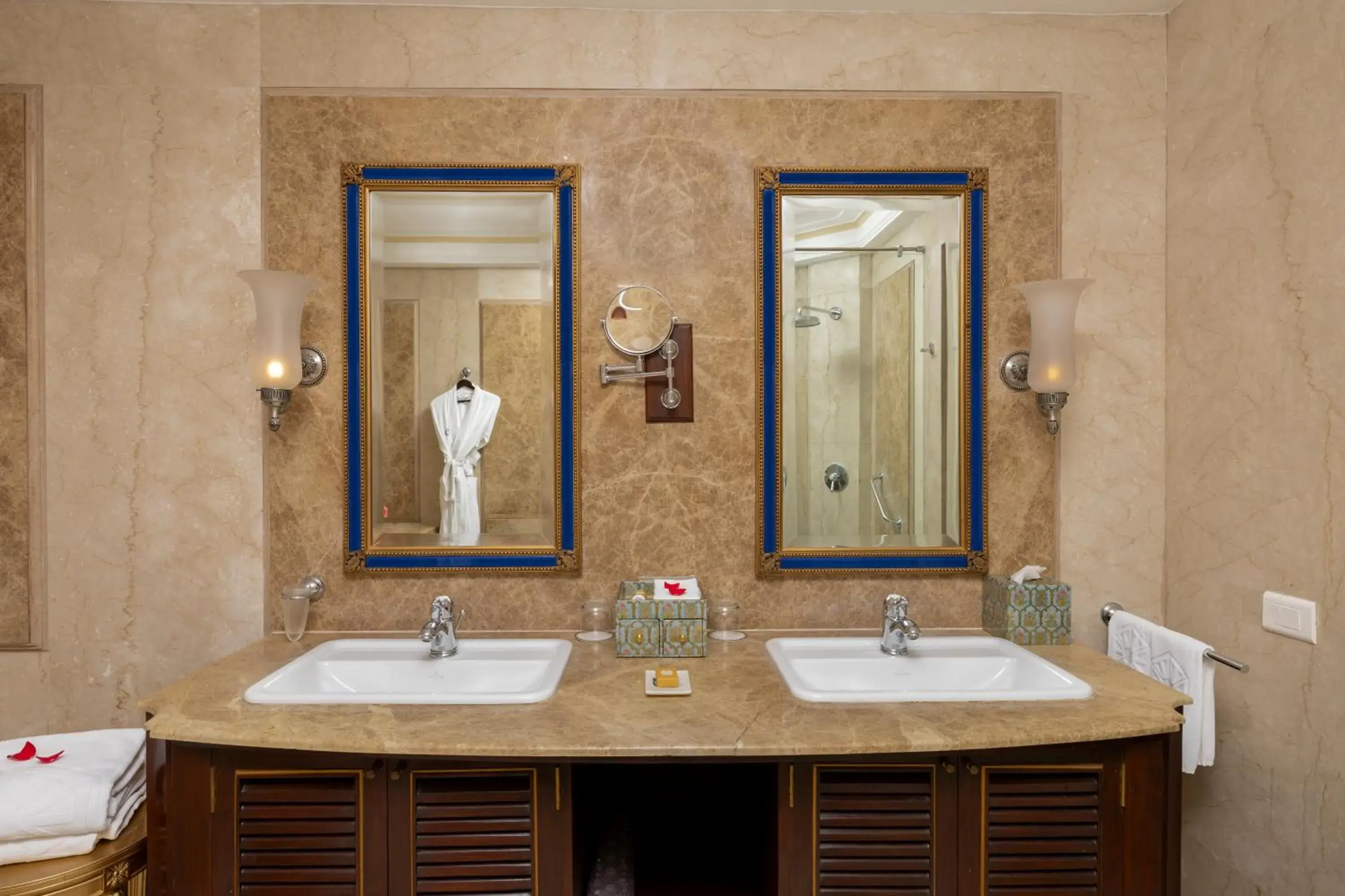 Bathroom in Taj Fateh Prakash Palace Udaipur Bathroom in Taj Fateh Prakash Palace Udaipur