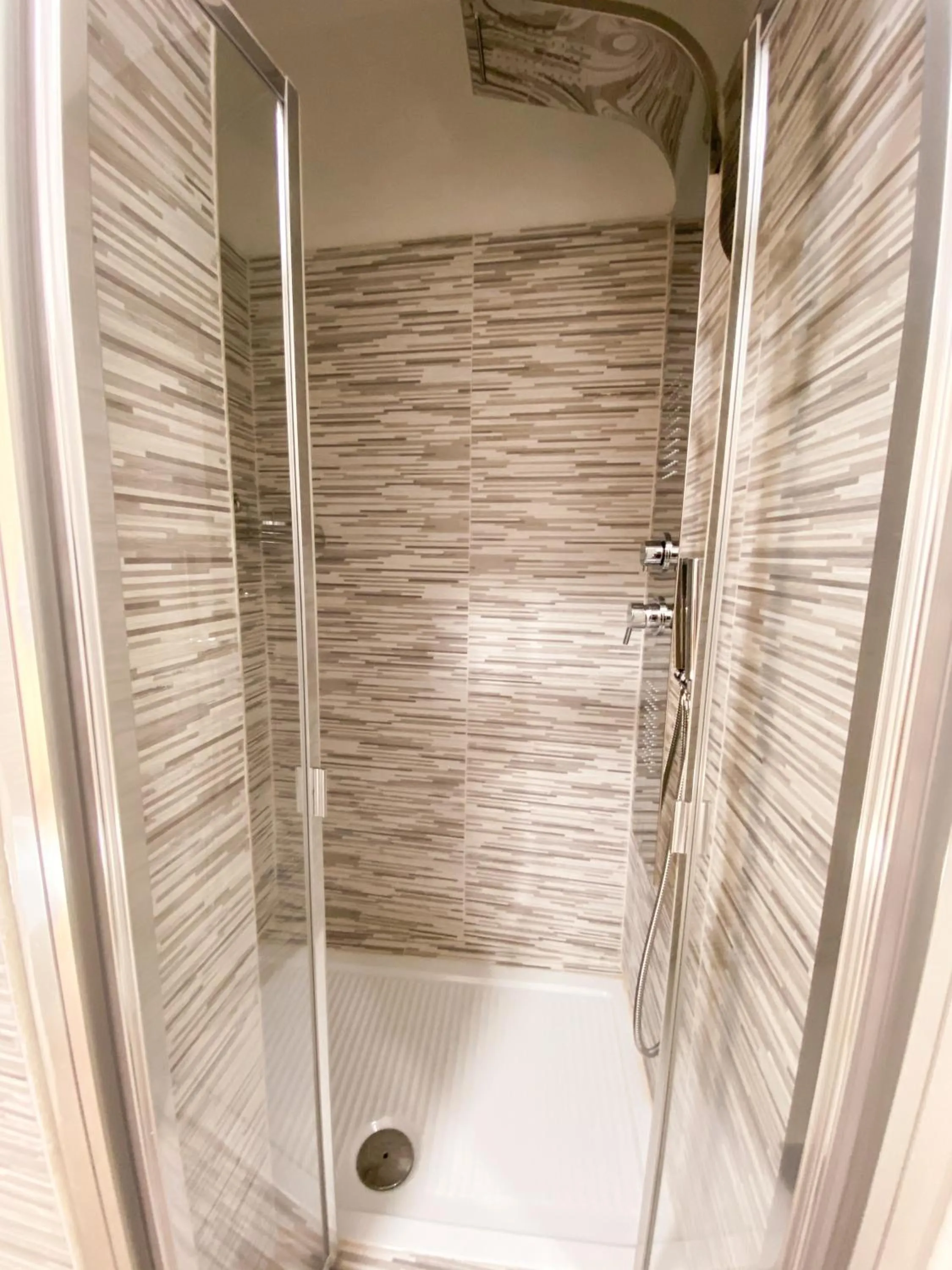Bathroom in Abete Bianco - Albergo del Natale