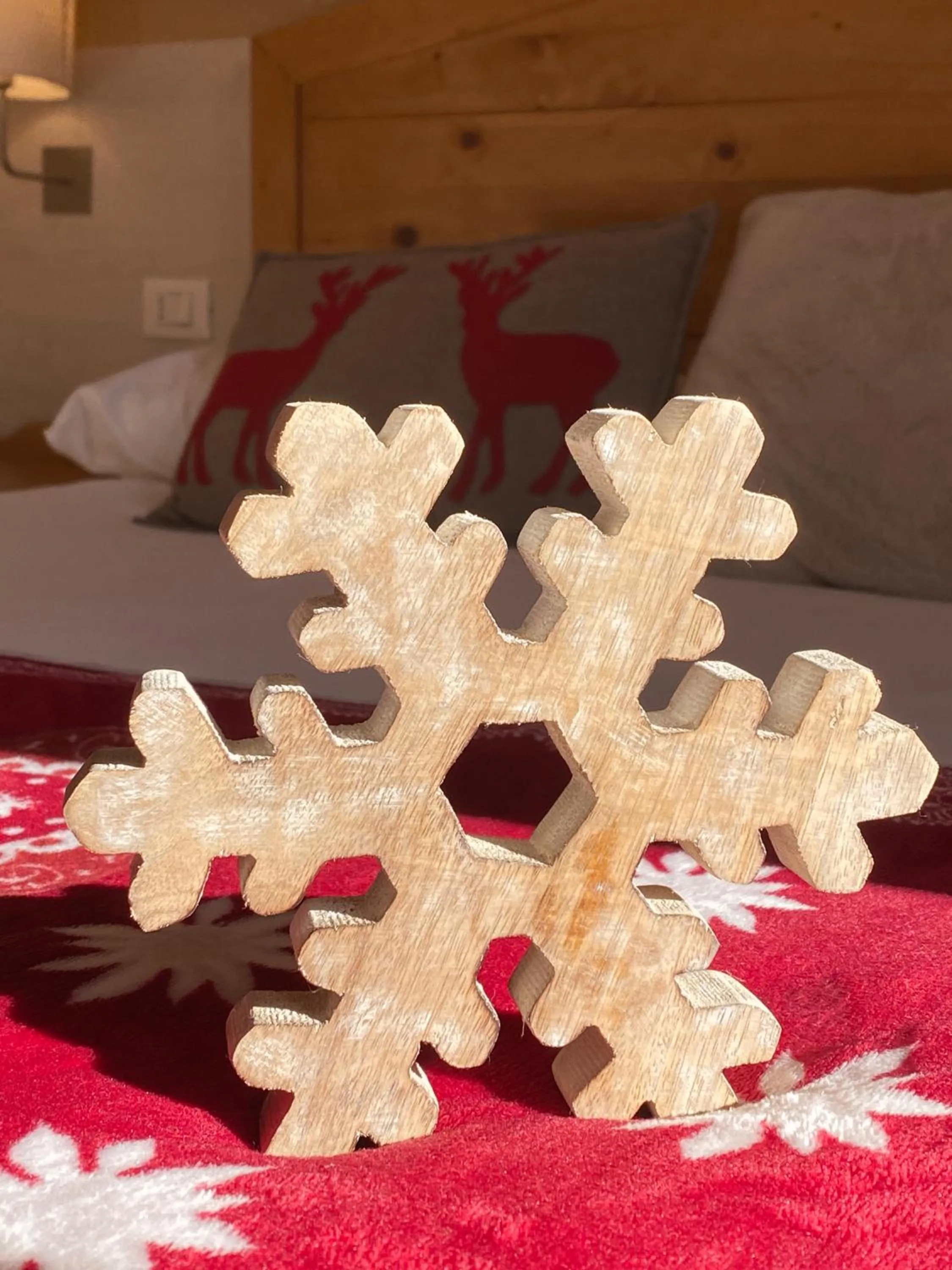 Decorative detail, Bed in Abete Bianco - Albergo del Natale