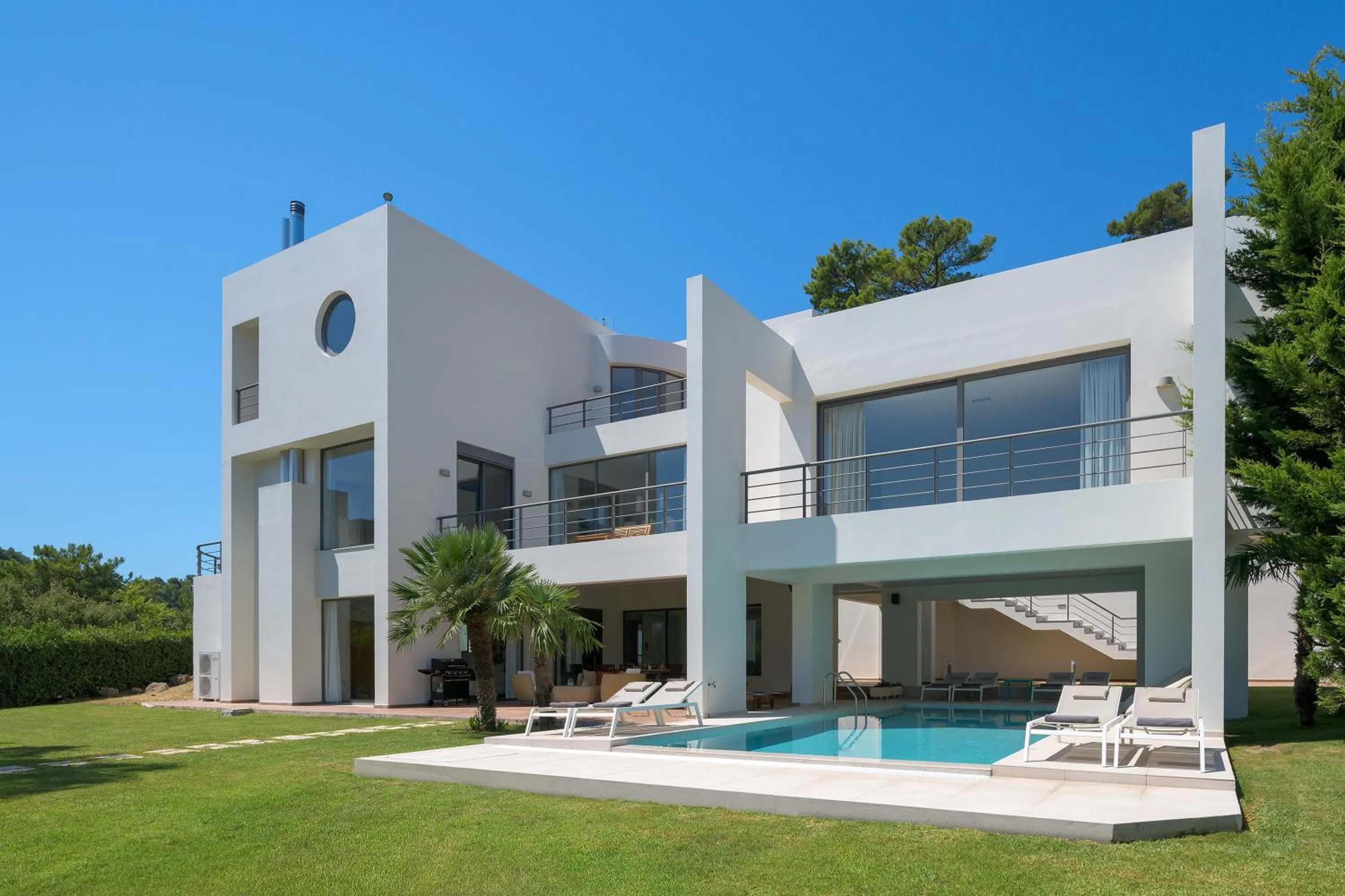 Ixian Hilltop Villa