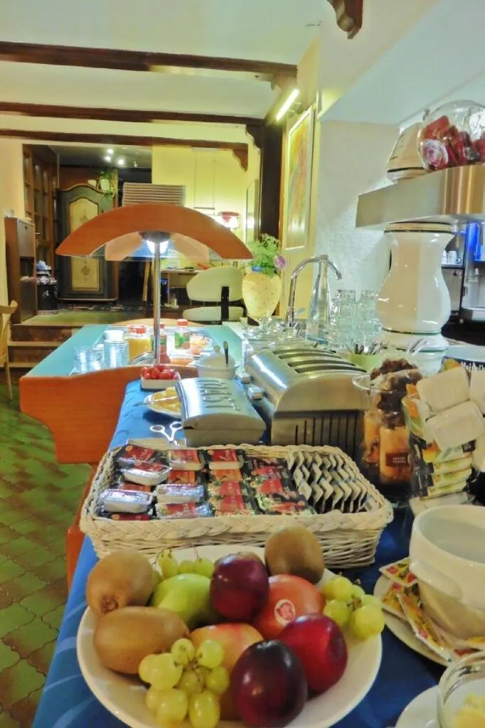 Continental breakfast in Hotel Kriemhilde