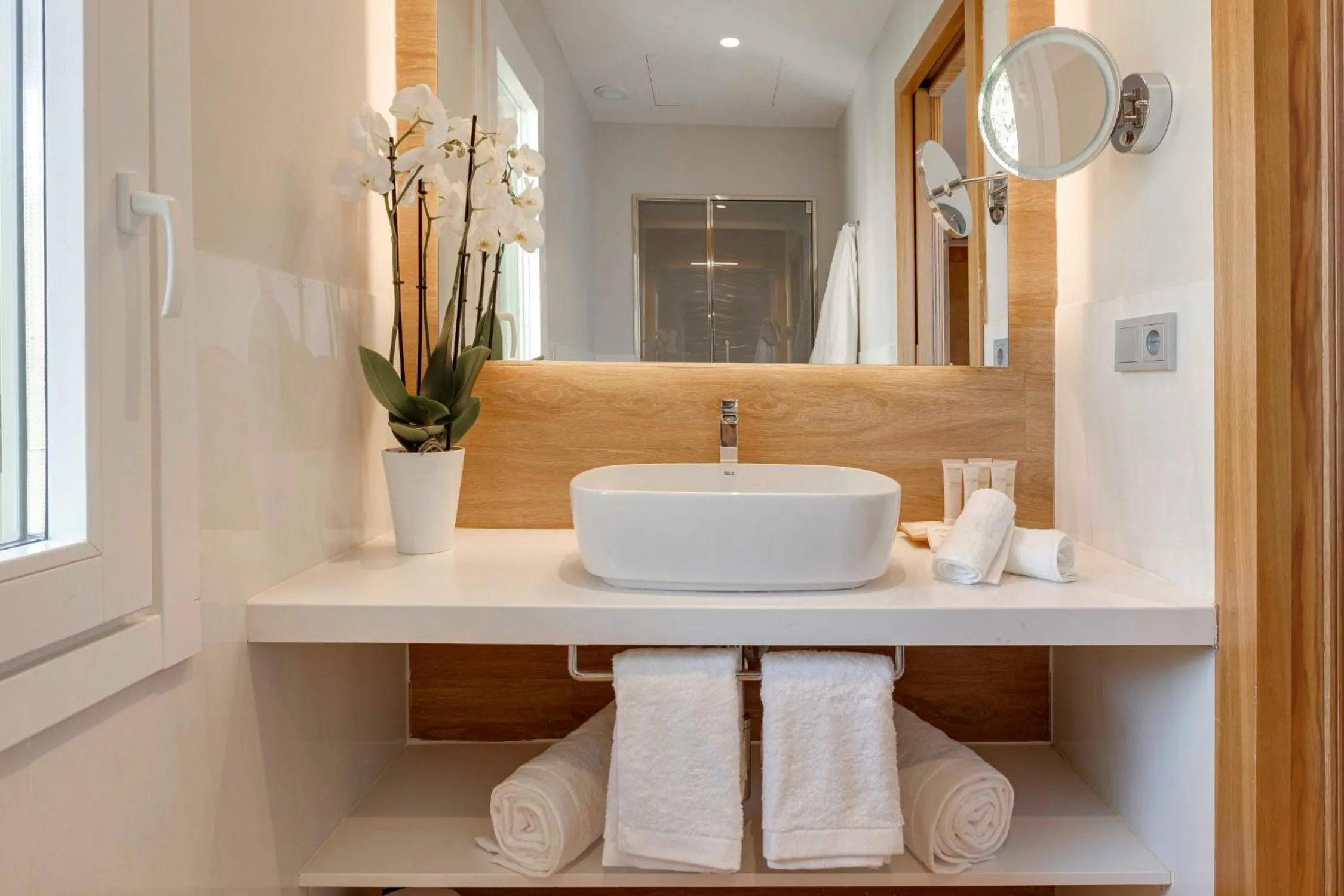 Toilet in Hotel Boutique Mirlo Barcelona