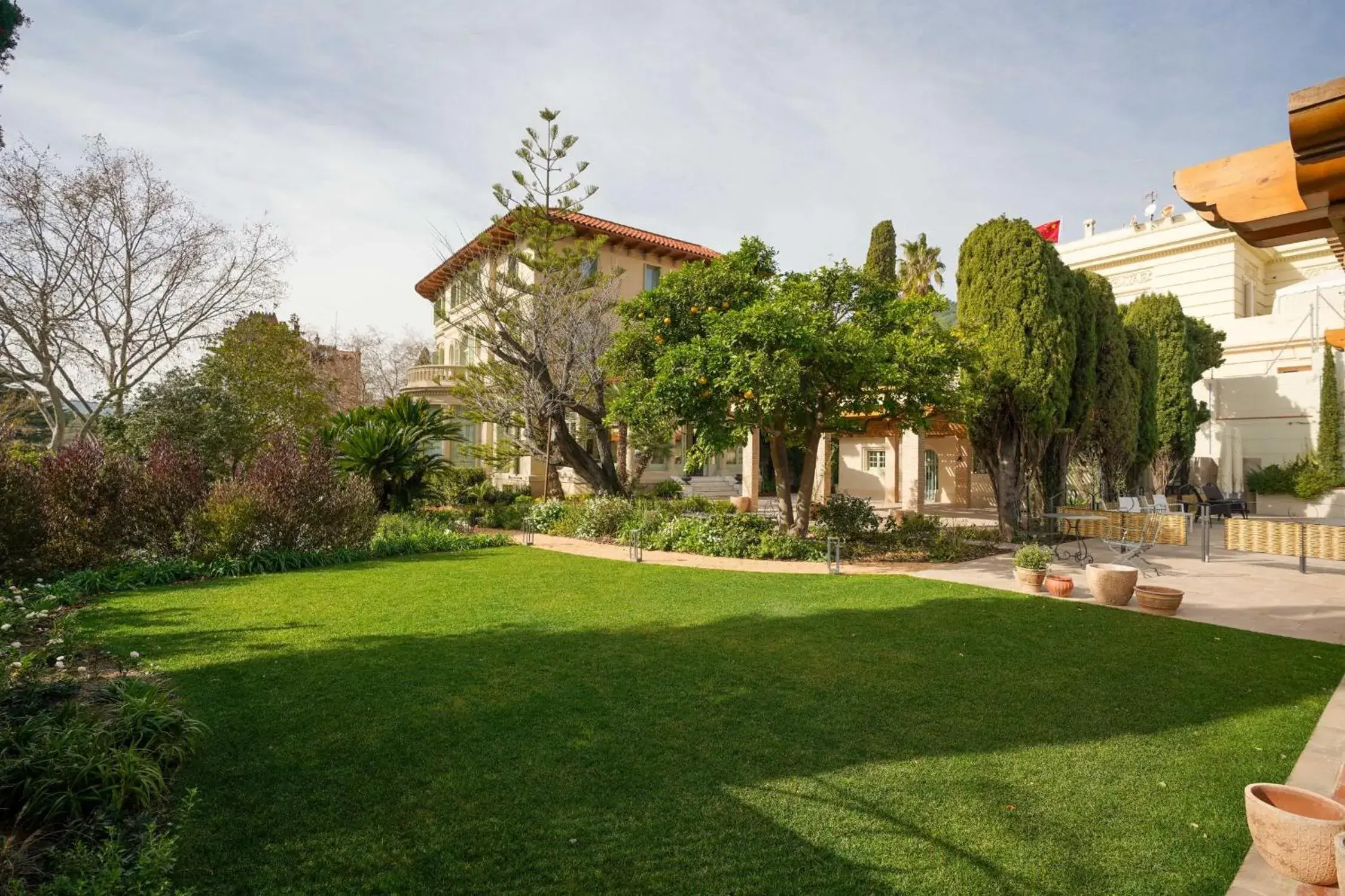 Property building in Hotel Boutique Mirlo Barcelona Property building in Hotel Boutique Mirlo Barcelona