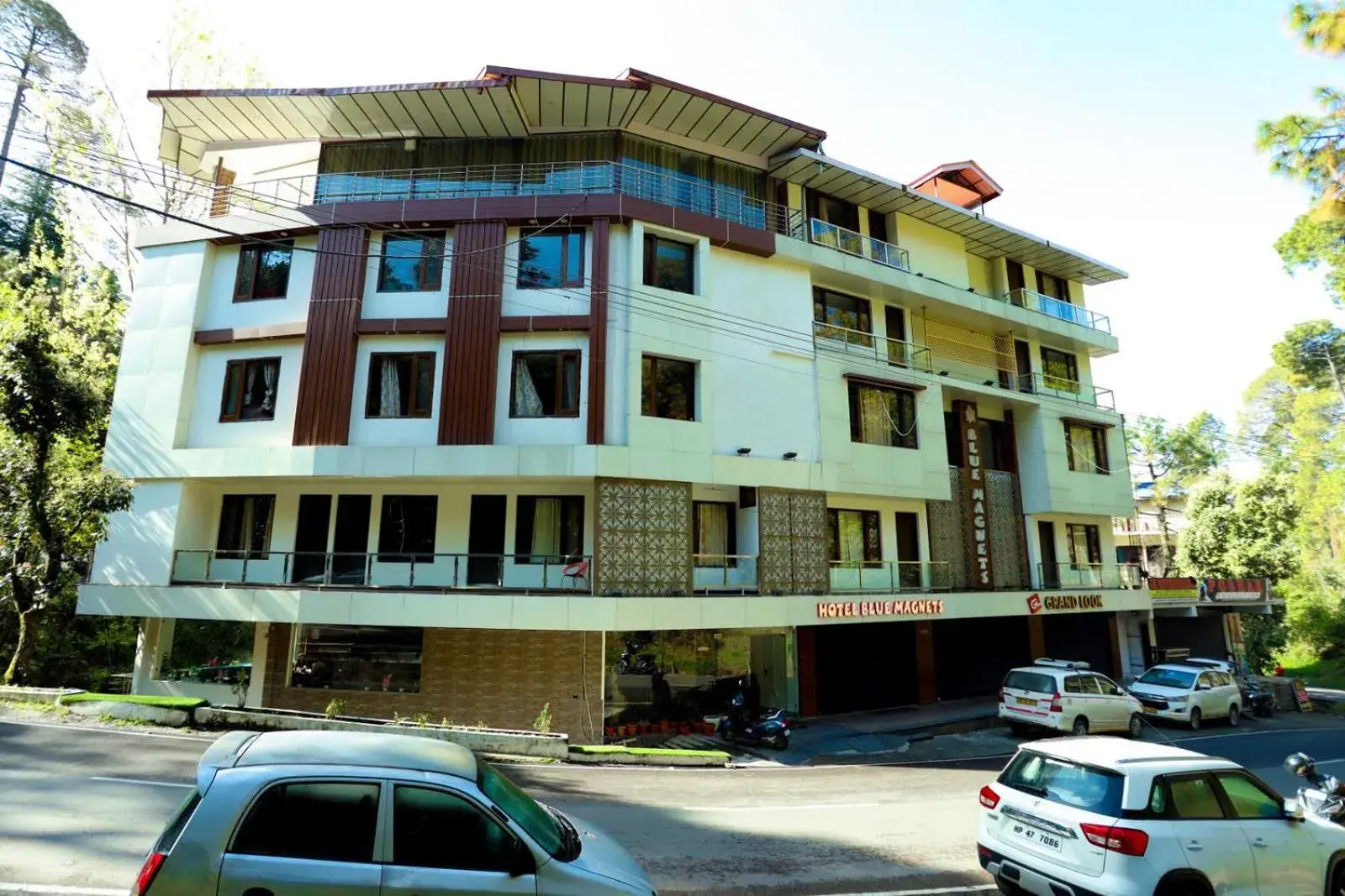 Property building in The Hoften Blue Magnets, Dalhousie Property building in The Hoften Blue Magnets, Dalhousie