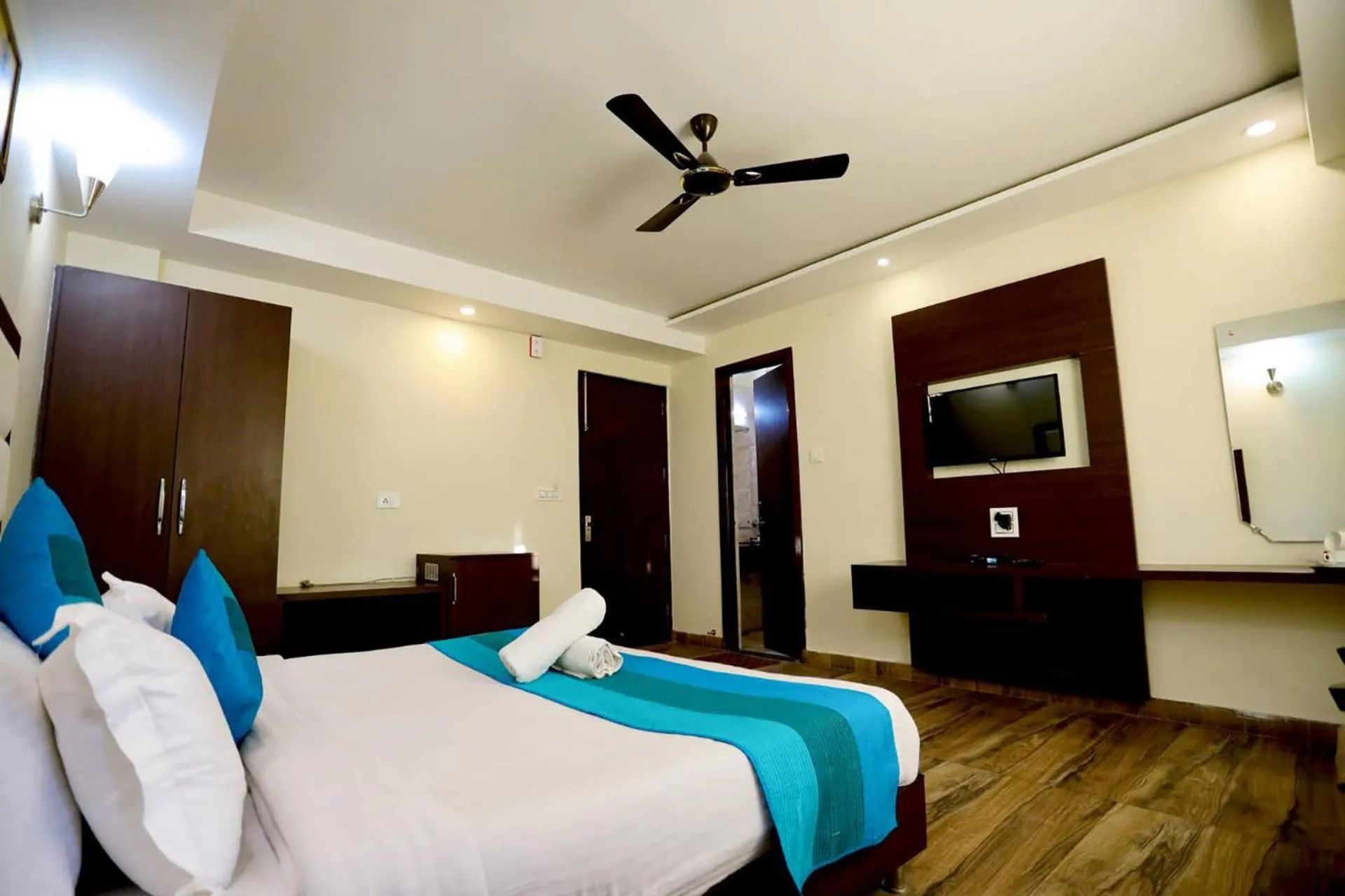 Bed in The Hoften Blue Magnets, Dalhousie