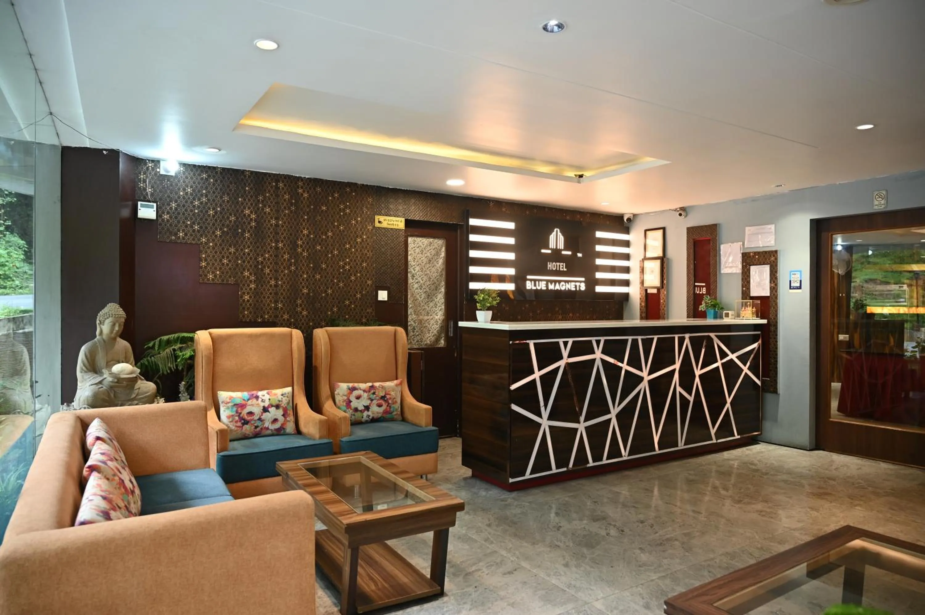 Facade/entrance in The Hoften Blue Magnets, Dalhousie