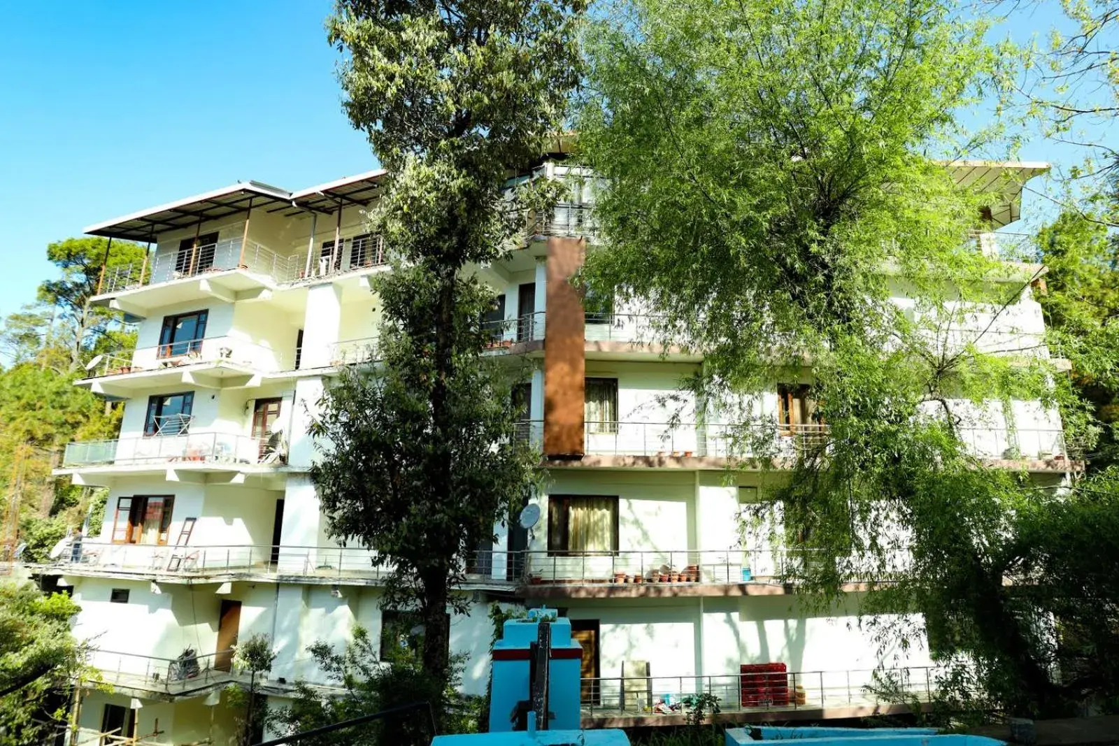 Property building in The Hoften Blue Magnets, Dalhousie Property building in The Hoften Blue Magnets, Dalhousie