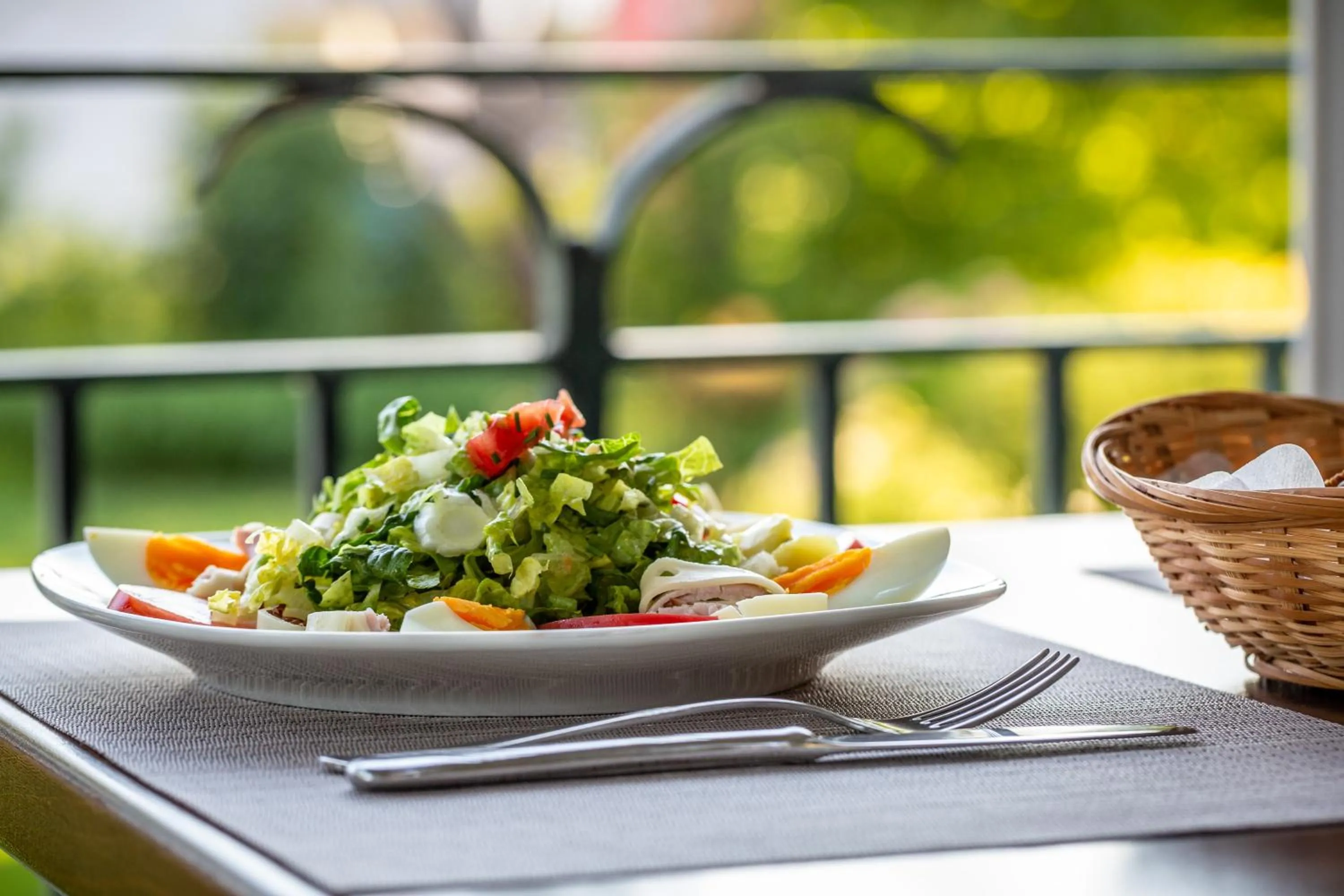 Restaurant/places to eat in Hotel Schöngarten garni