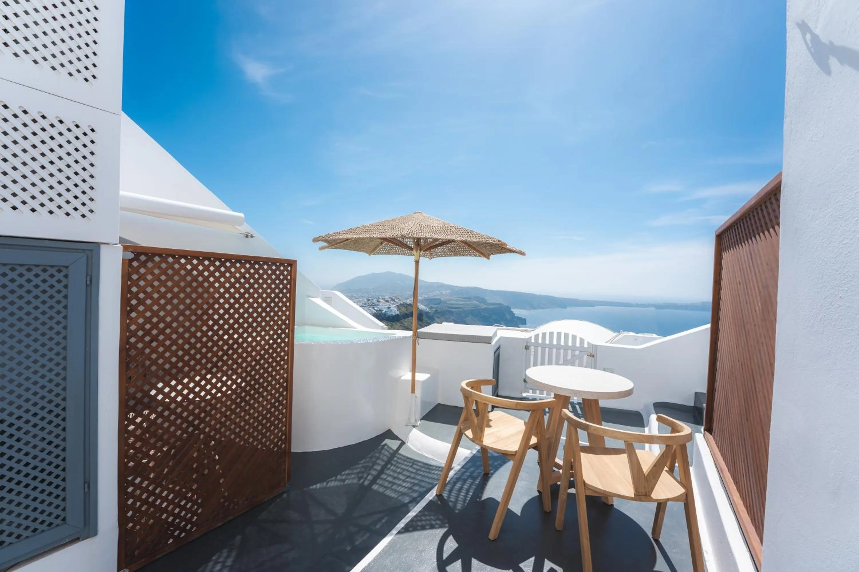 Sea view in Cilon Suites Santorini